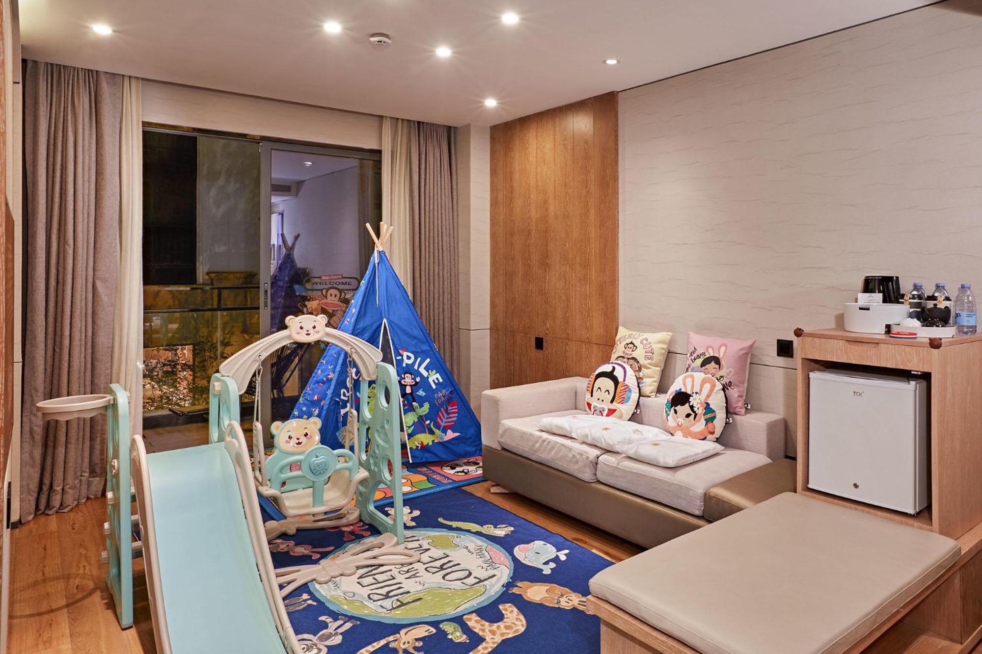 Twin Room with Garden View photo 2
