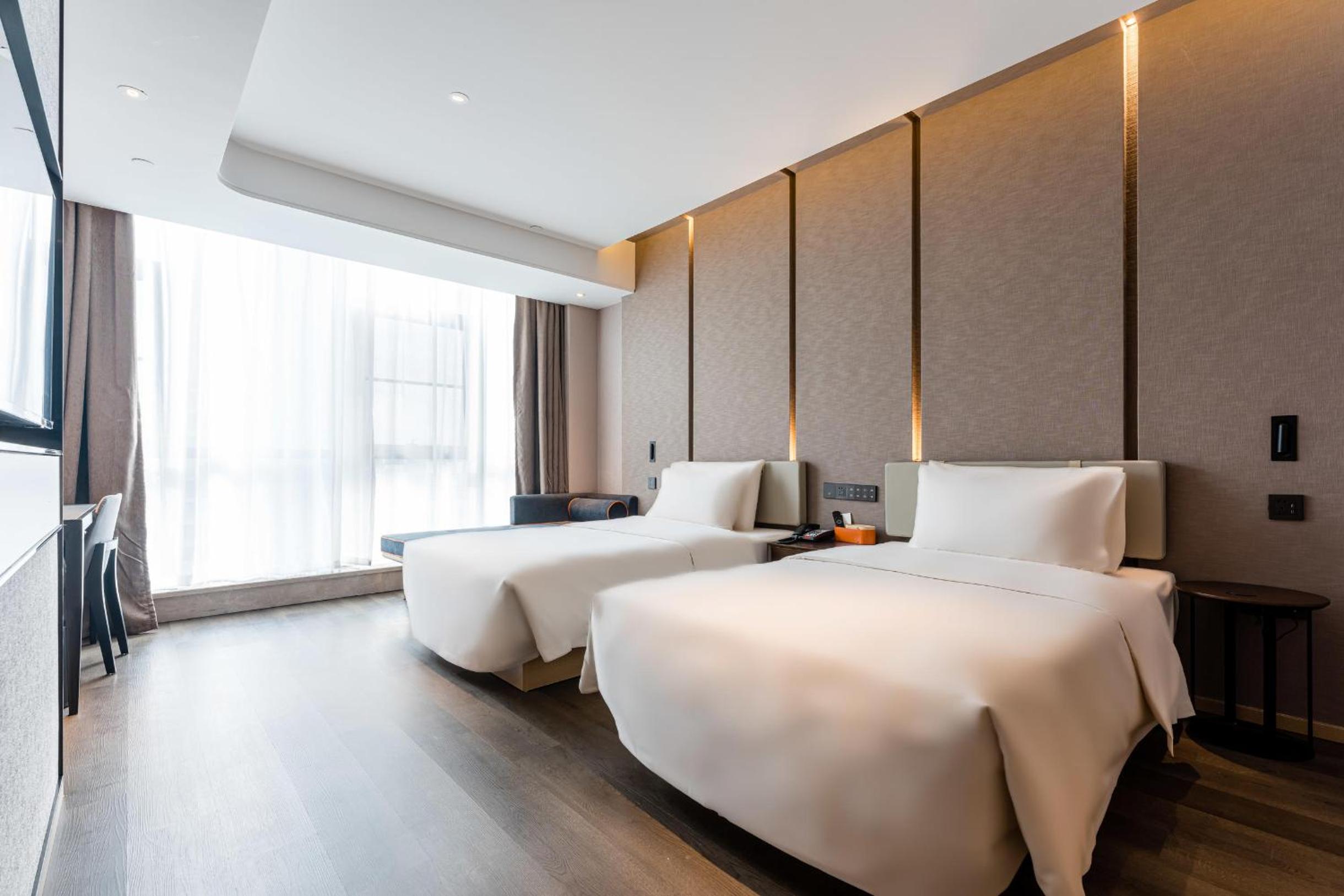 Superior Twin Room - Photo 1