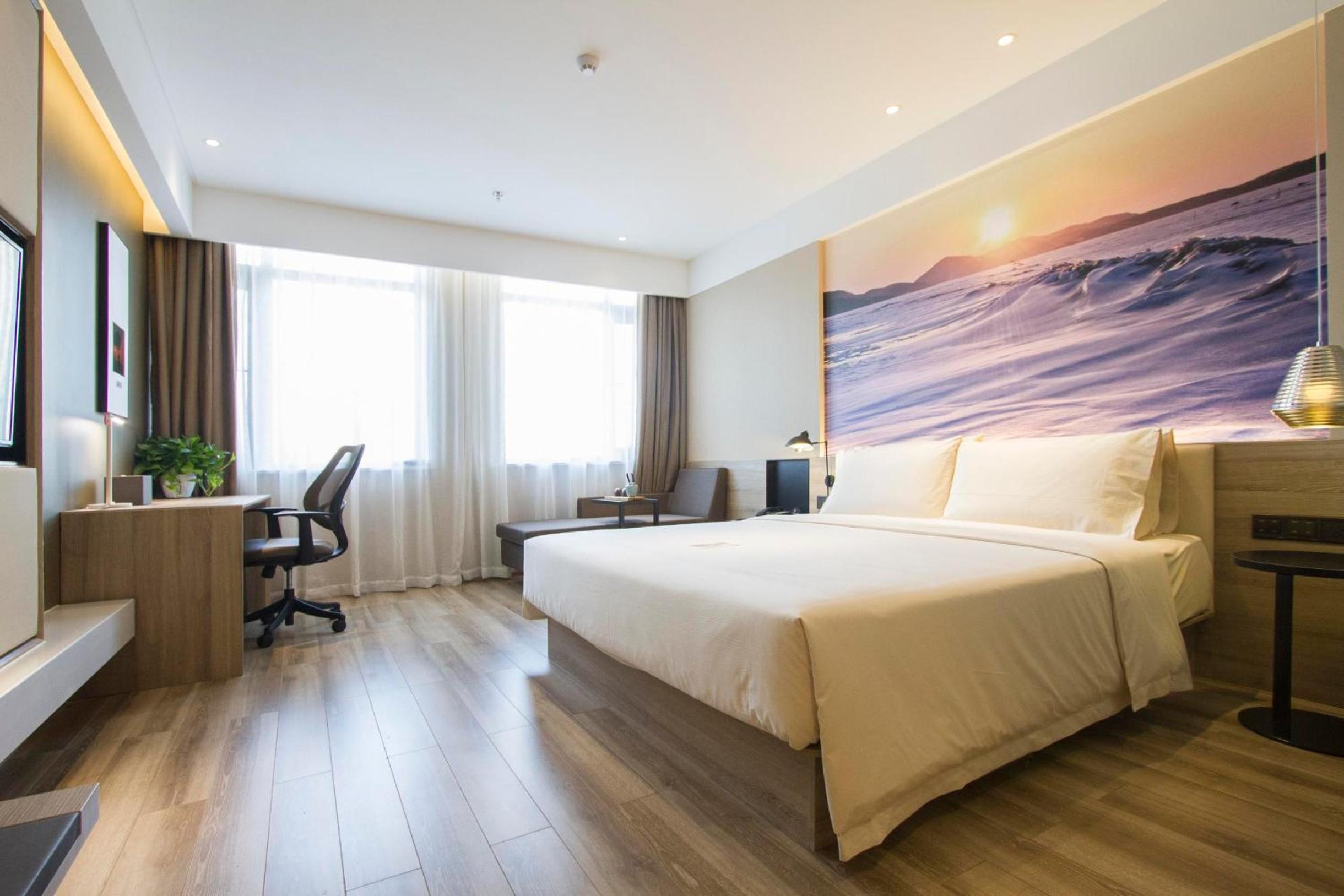 Elegant Double Room photo 3