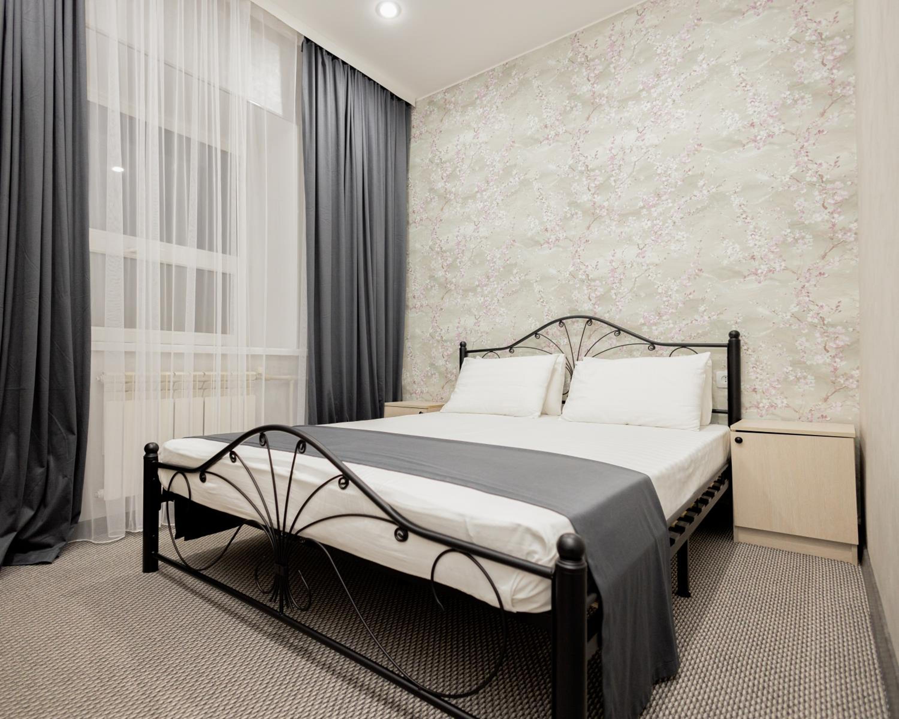 Standard Double Room - Photo 3