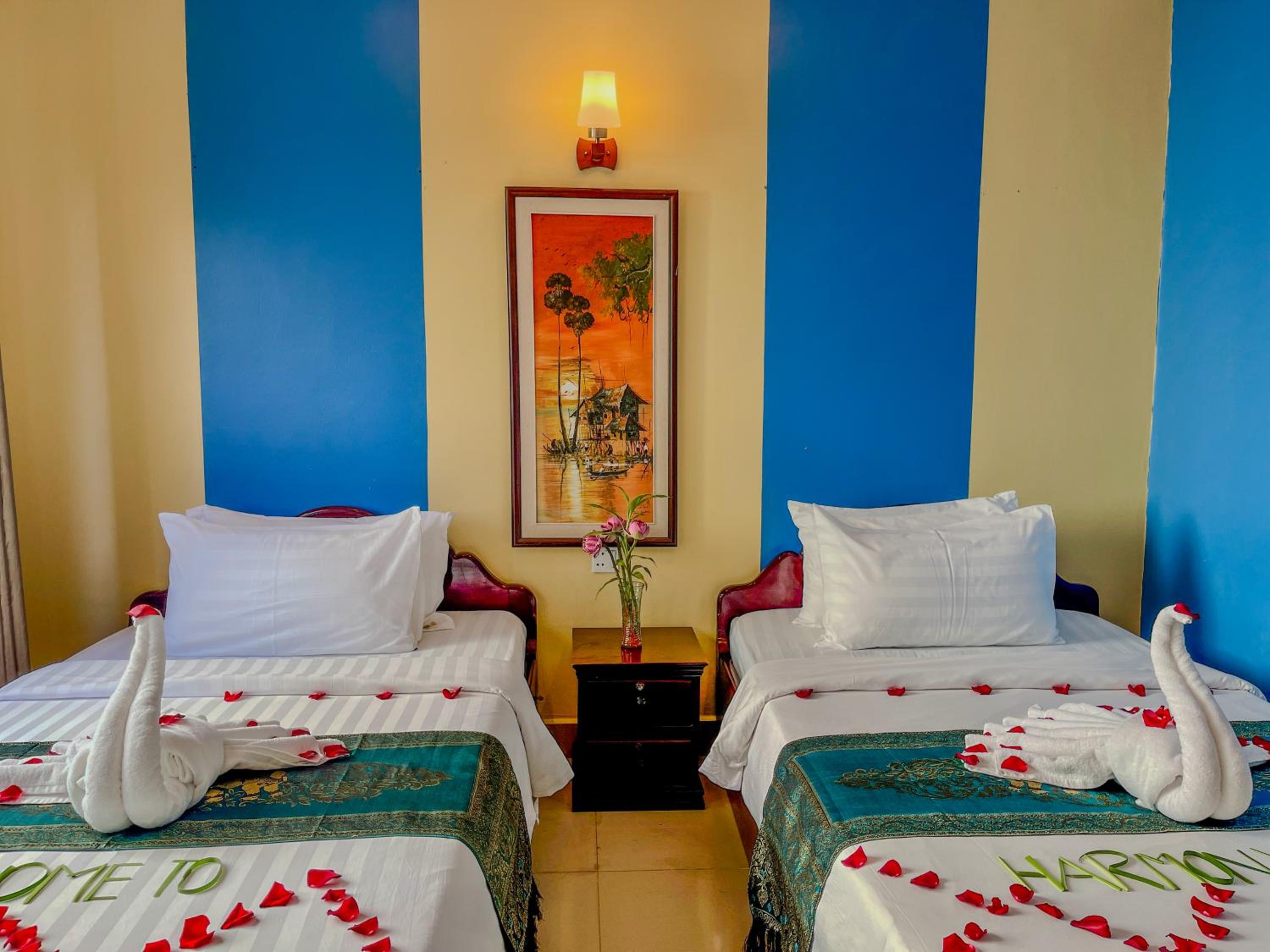 Deluxe Double or Twin Room - Free Pick up  - Photo 12