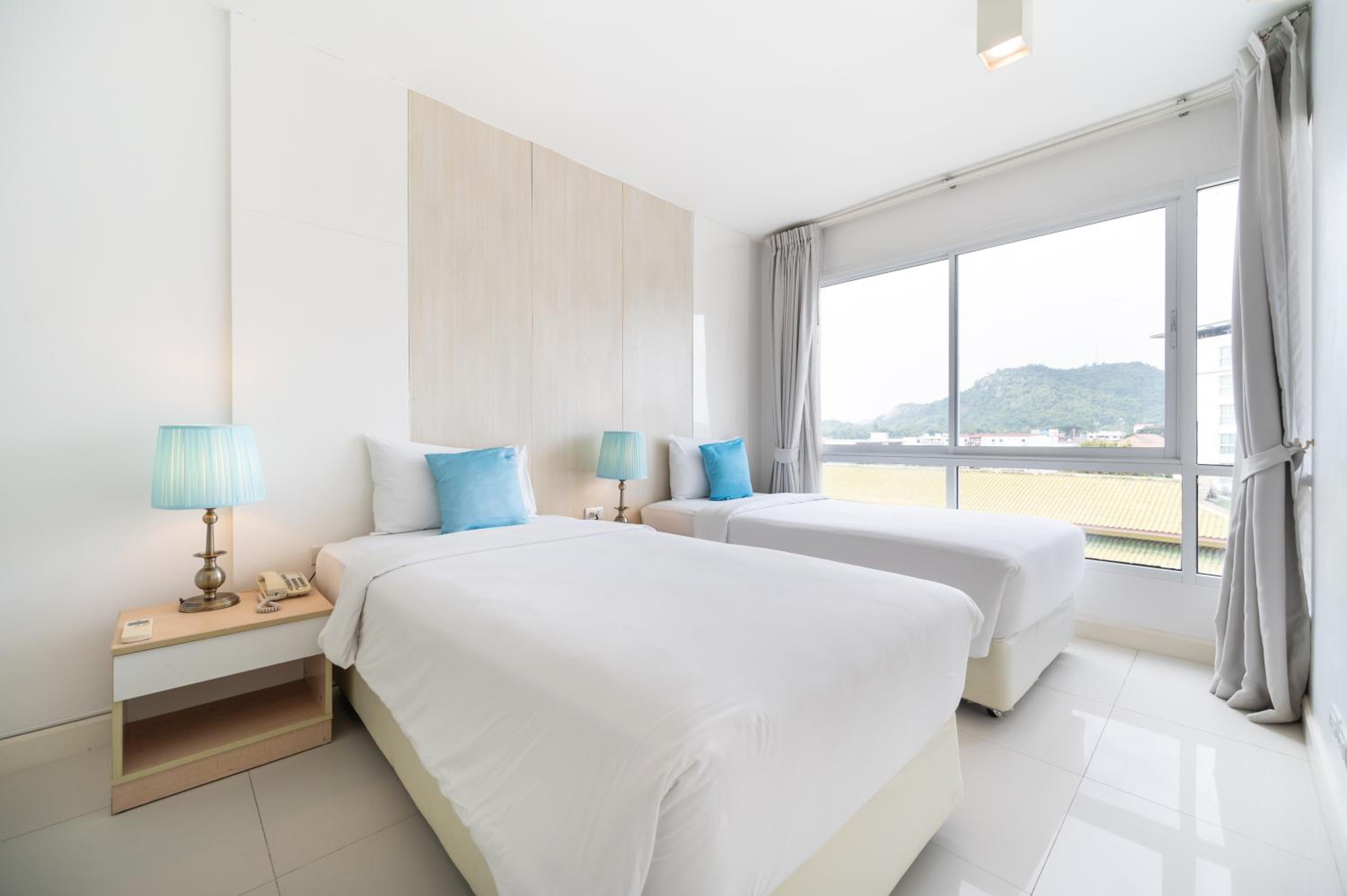 Junior Suite with Mountain View