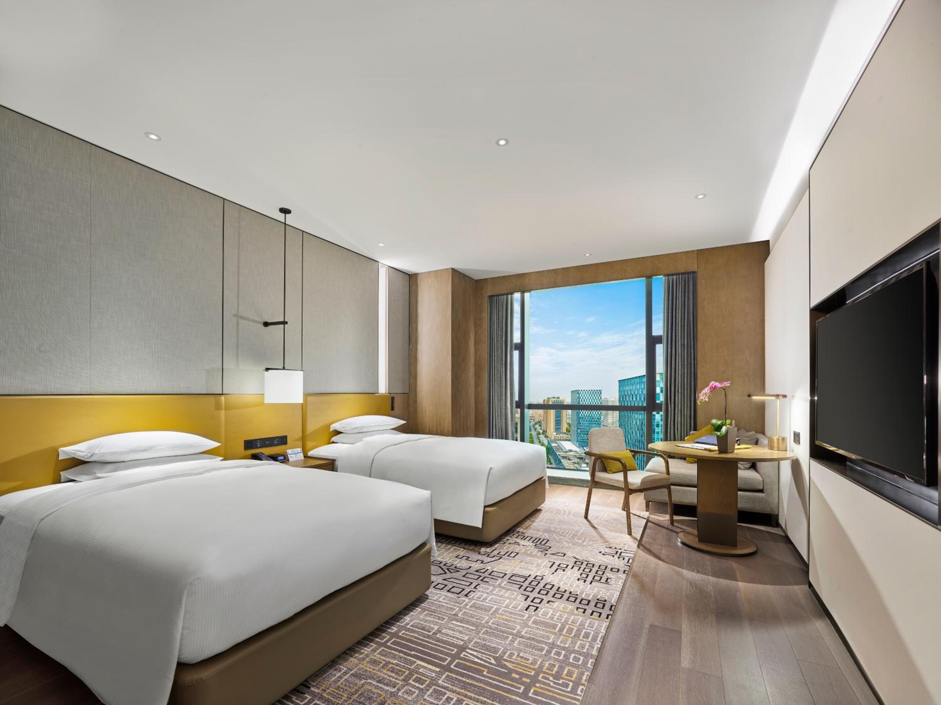 Superior Deluxe Twin Room - Photo 4