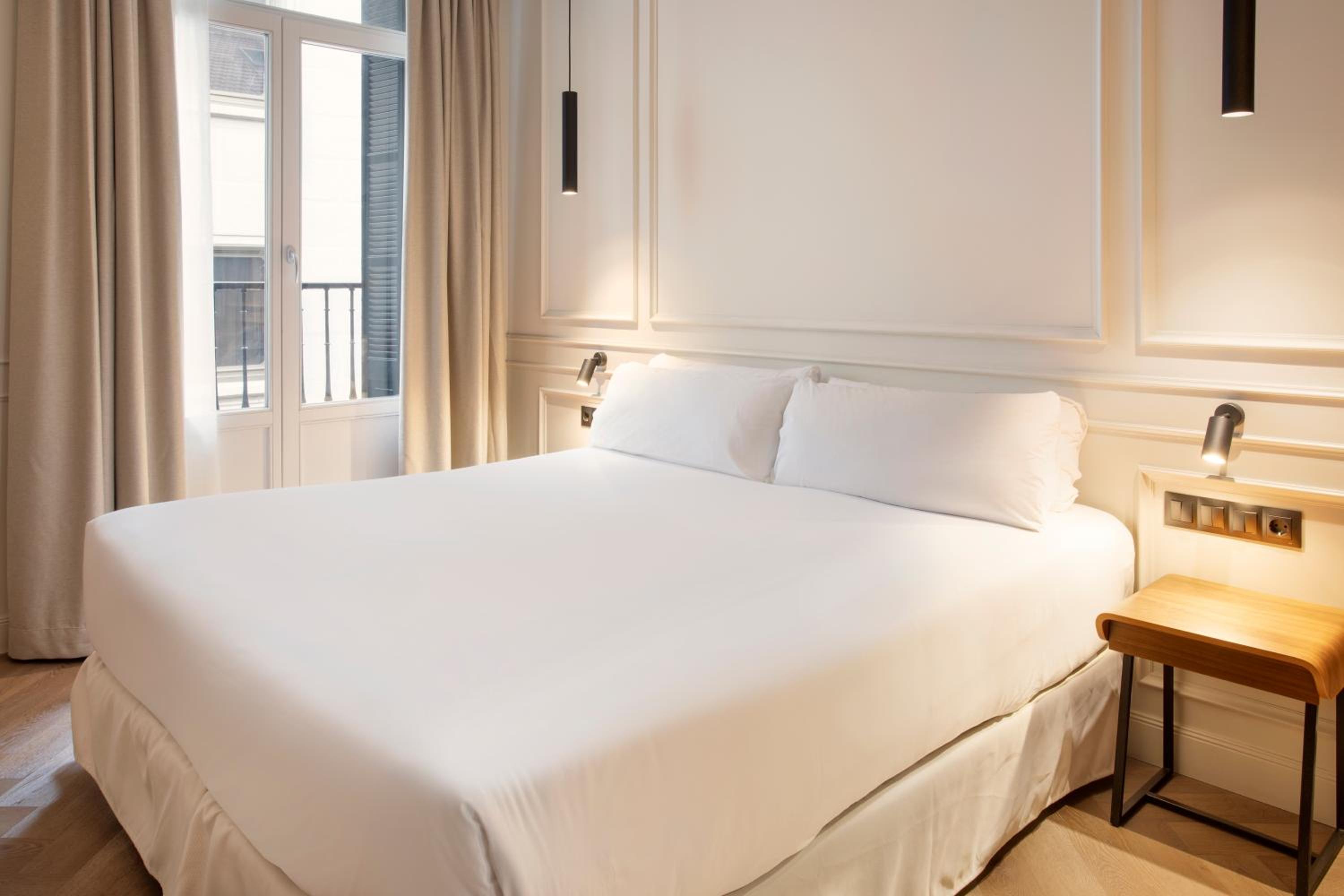 Superior Double or Twin Room photo 3