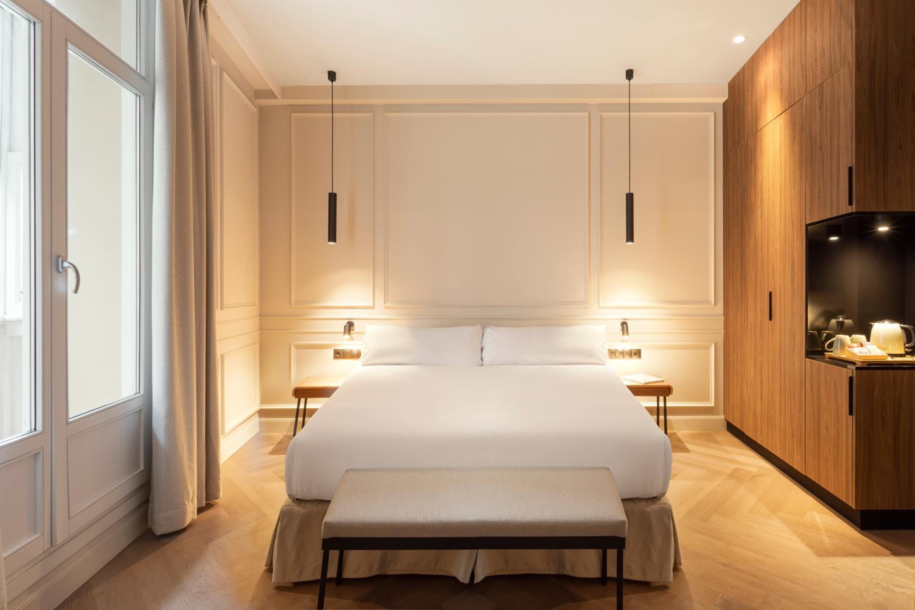 Superior Deluxe Double or Twin Room  photo 2