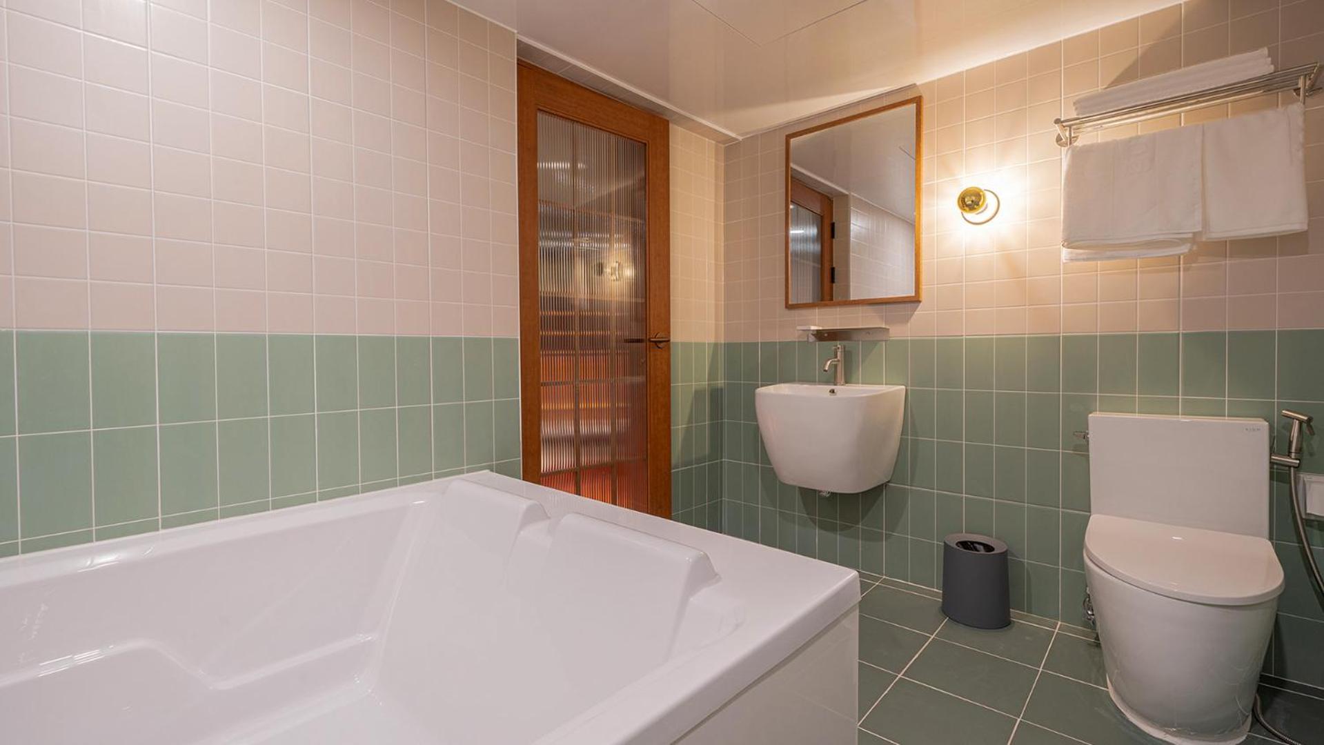 Deluxe Double Room photo 2