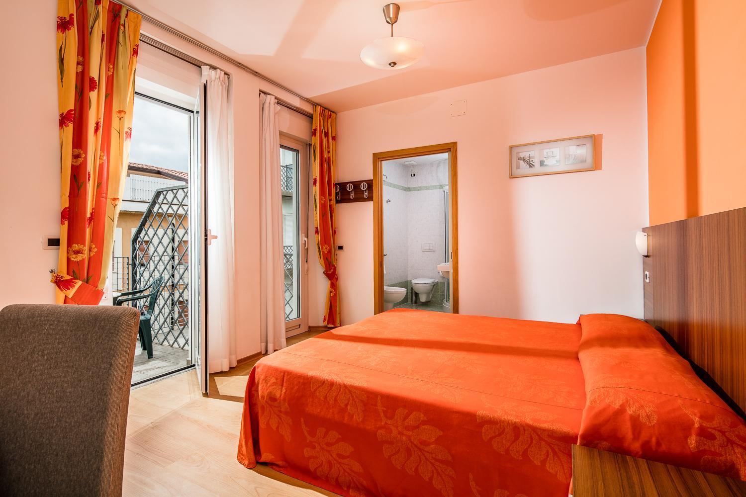 Double Room with Balcony photo 2