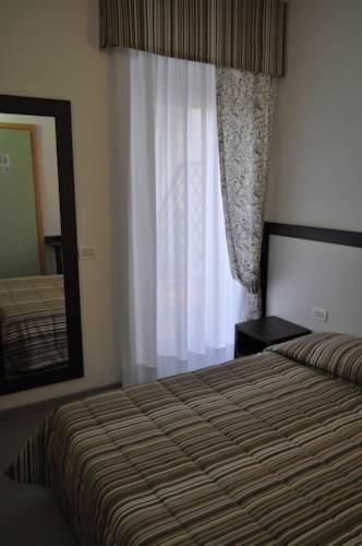 Small Double Room photo 2