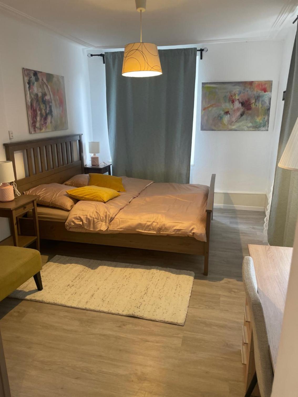 One-Bedroom Apartment photo 1