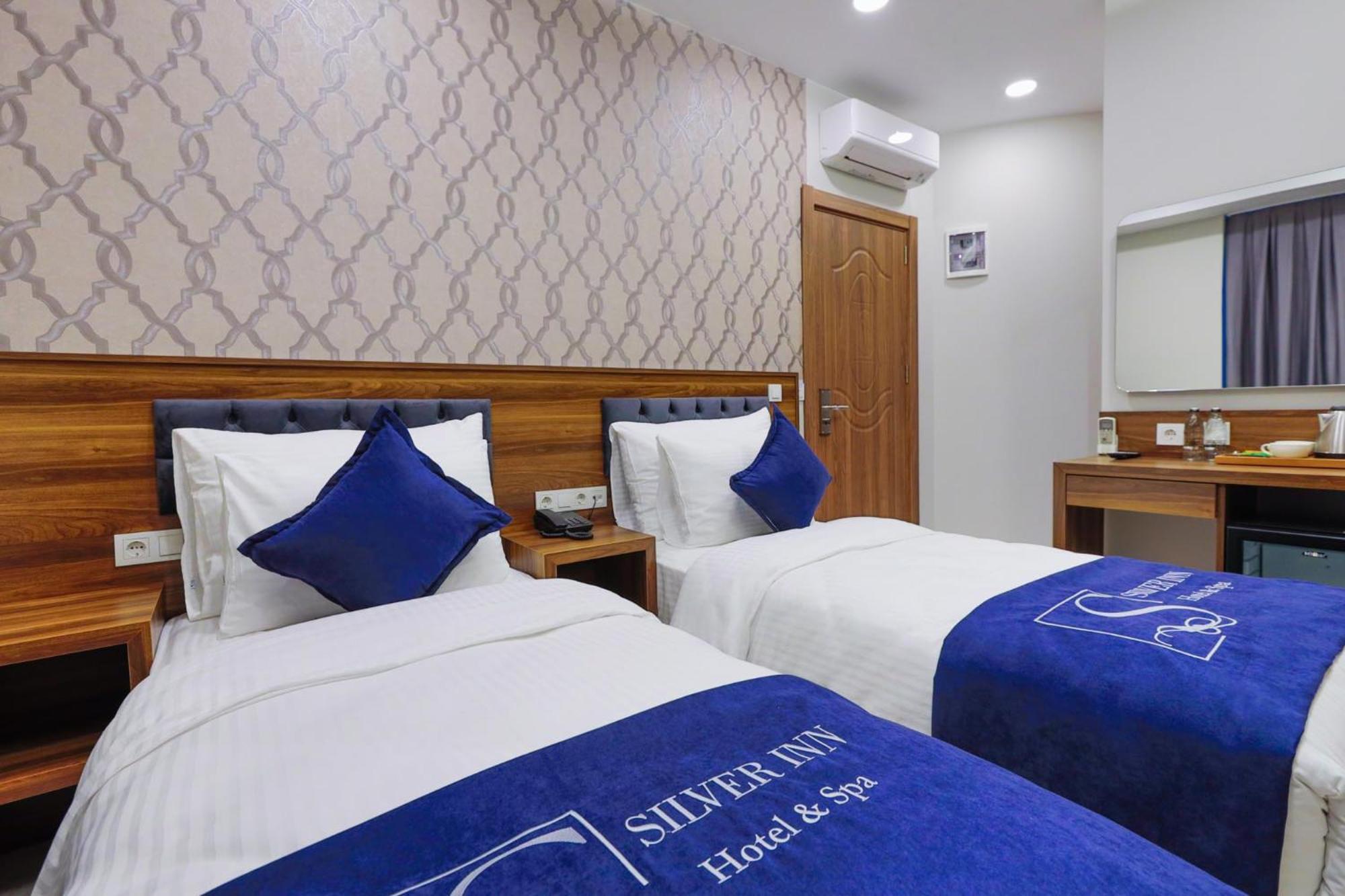 Standard Twin Room photo 2