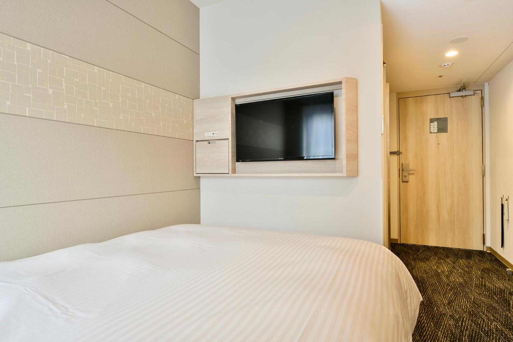 Standard Double Room - Non-Smoking - Photo 13