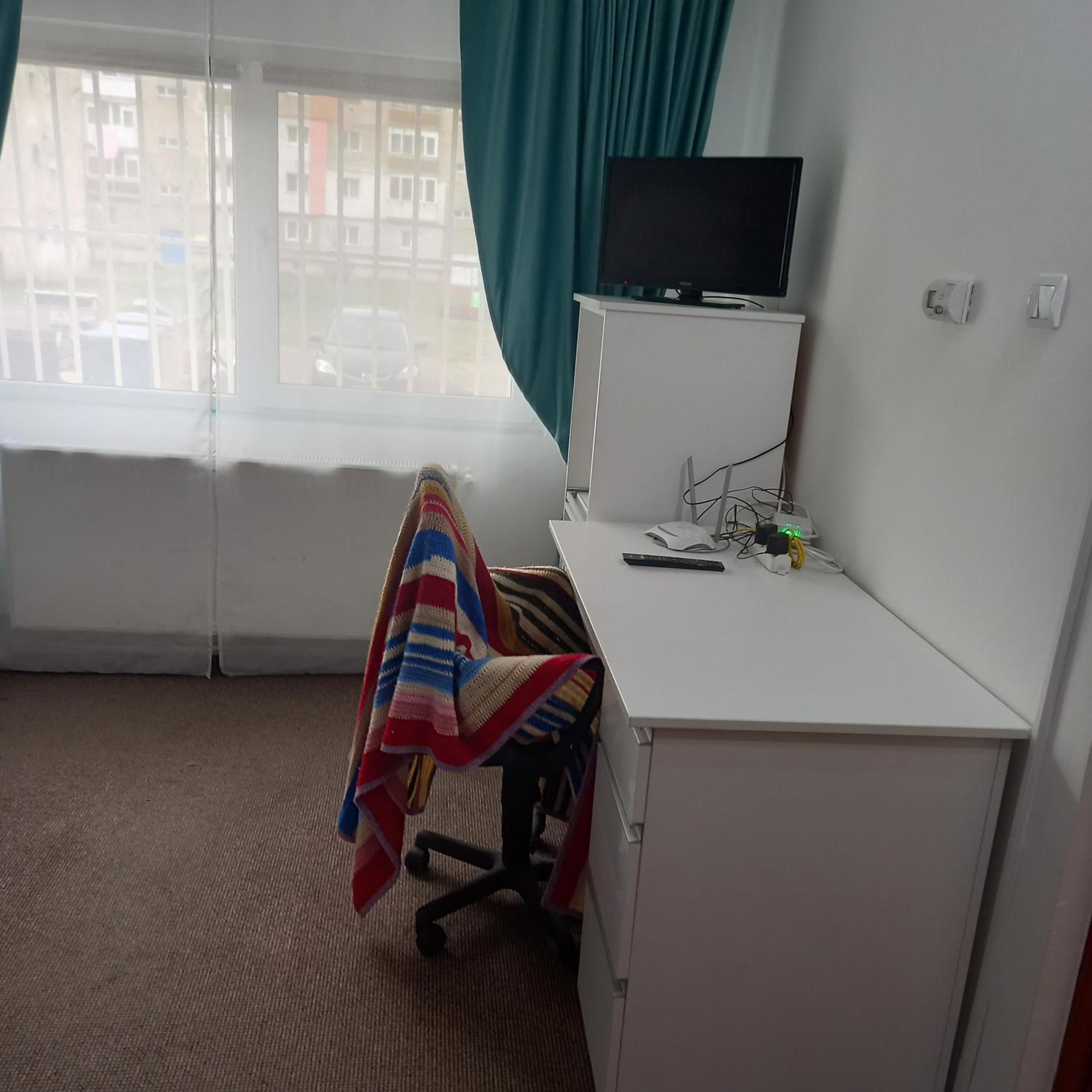One-Bedroom Apartment photo 3