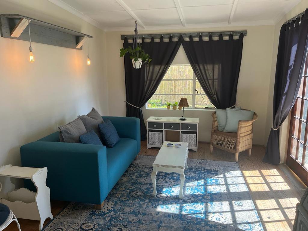 Double or Twin Room with Private Bathroom photo 2