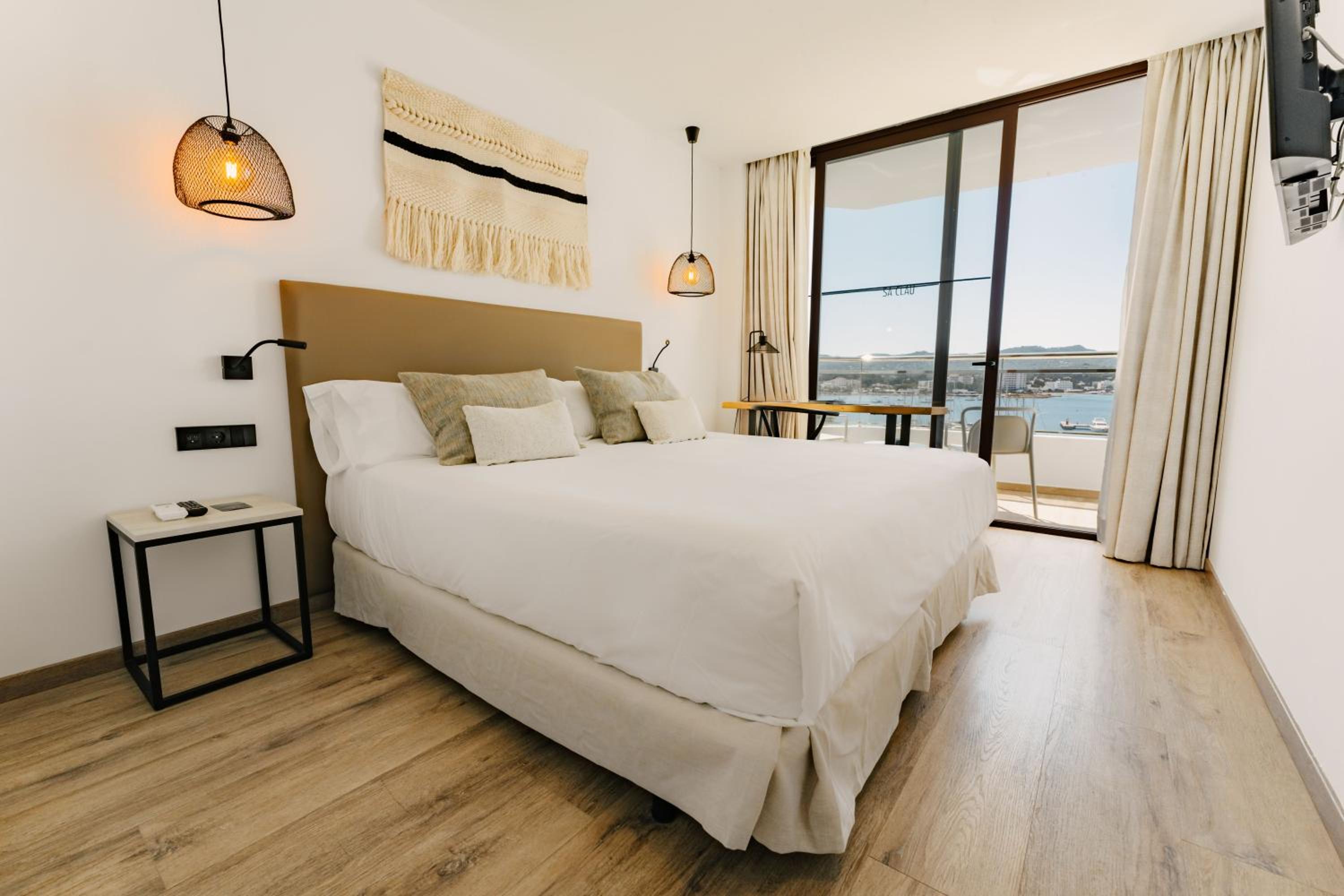 Room with Sea View