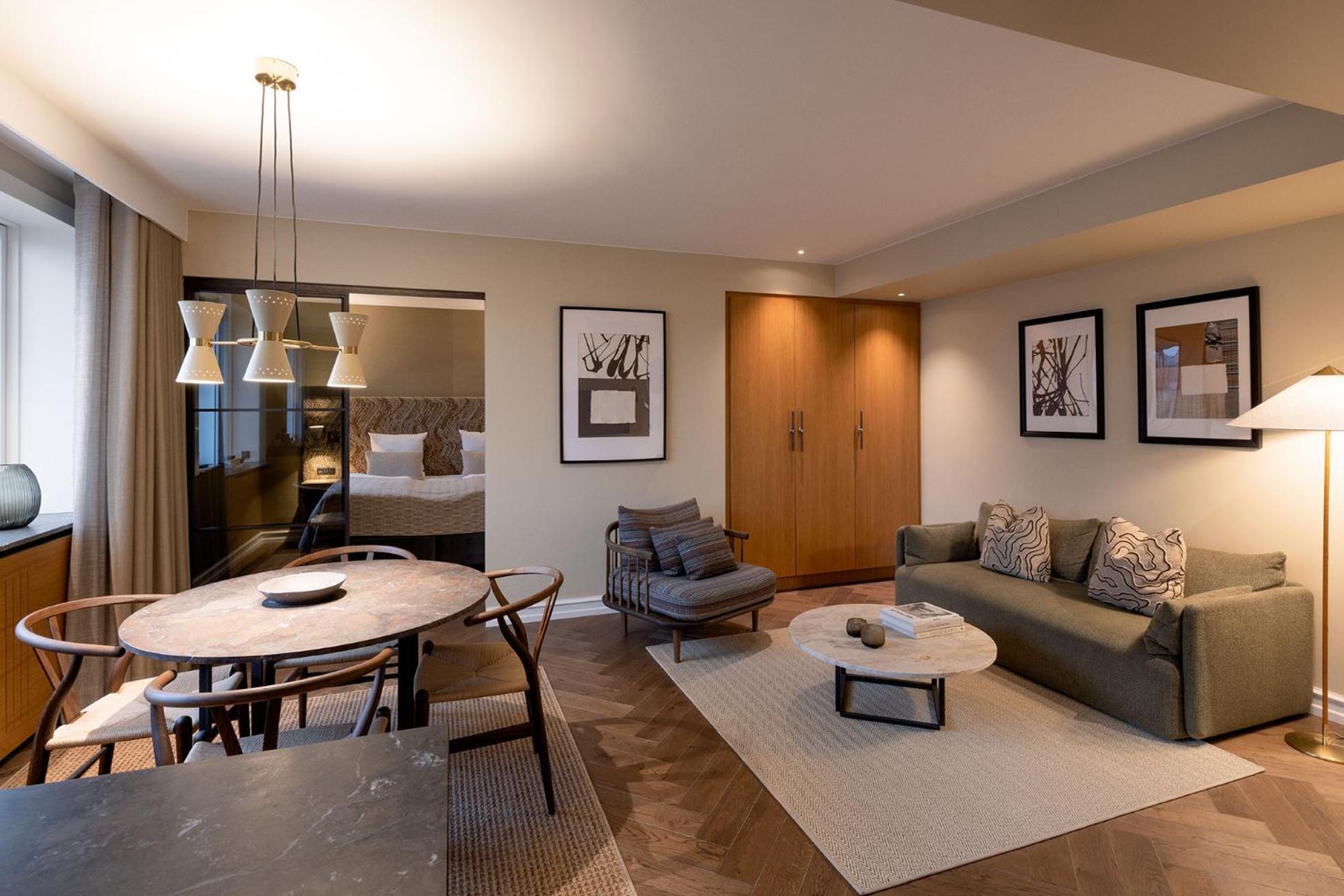 Deluxe Suite - Photo 1