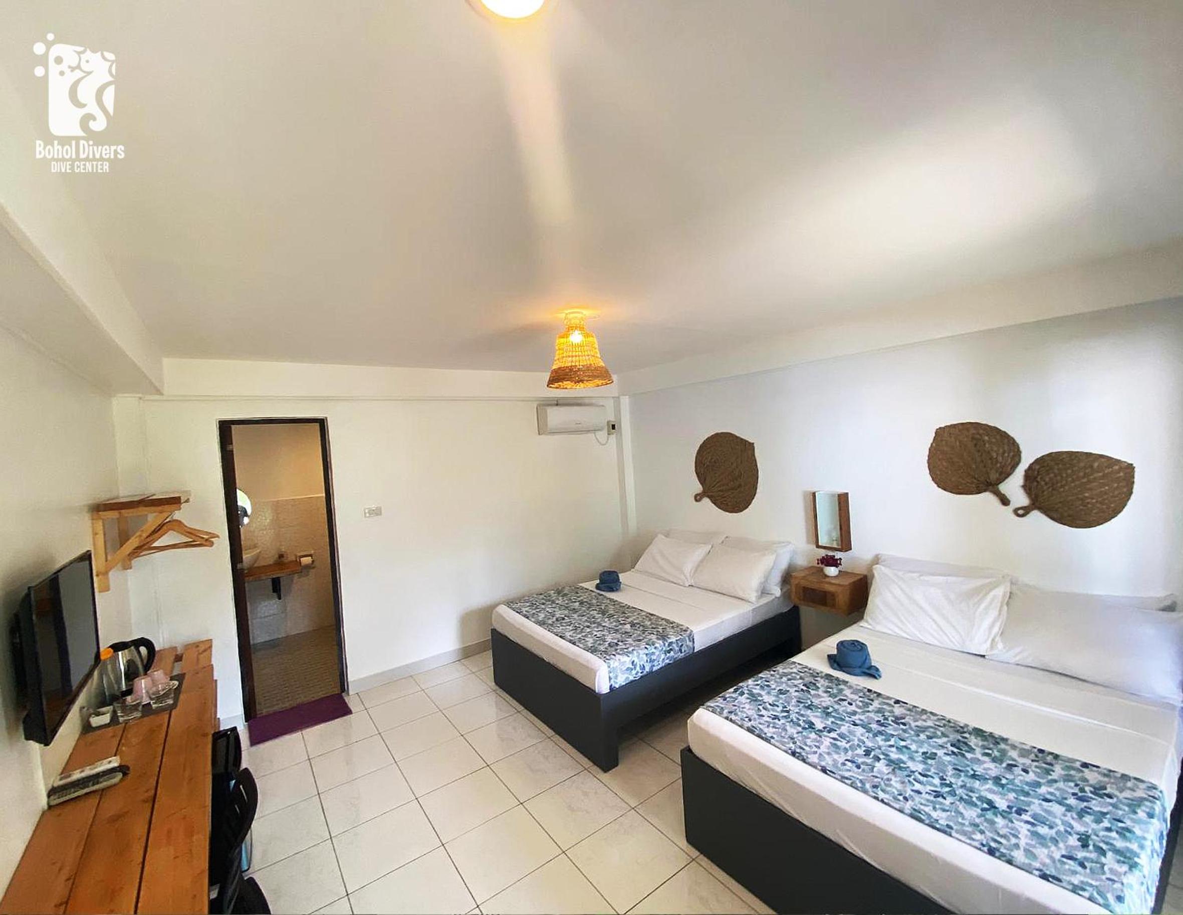 Deluxe Twin Room with Sea View - Photo 1