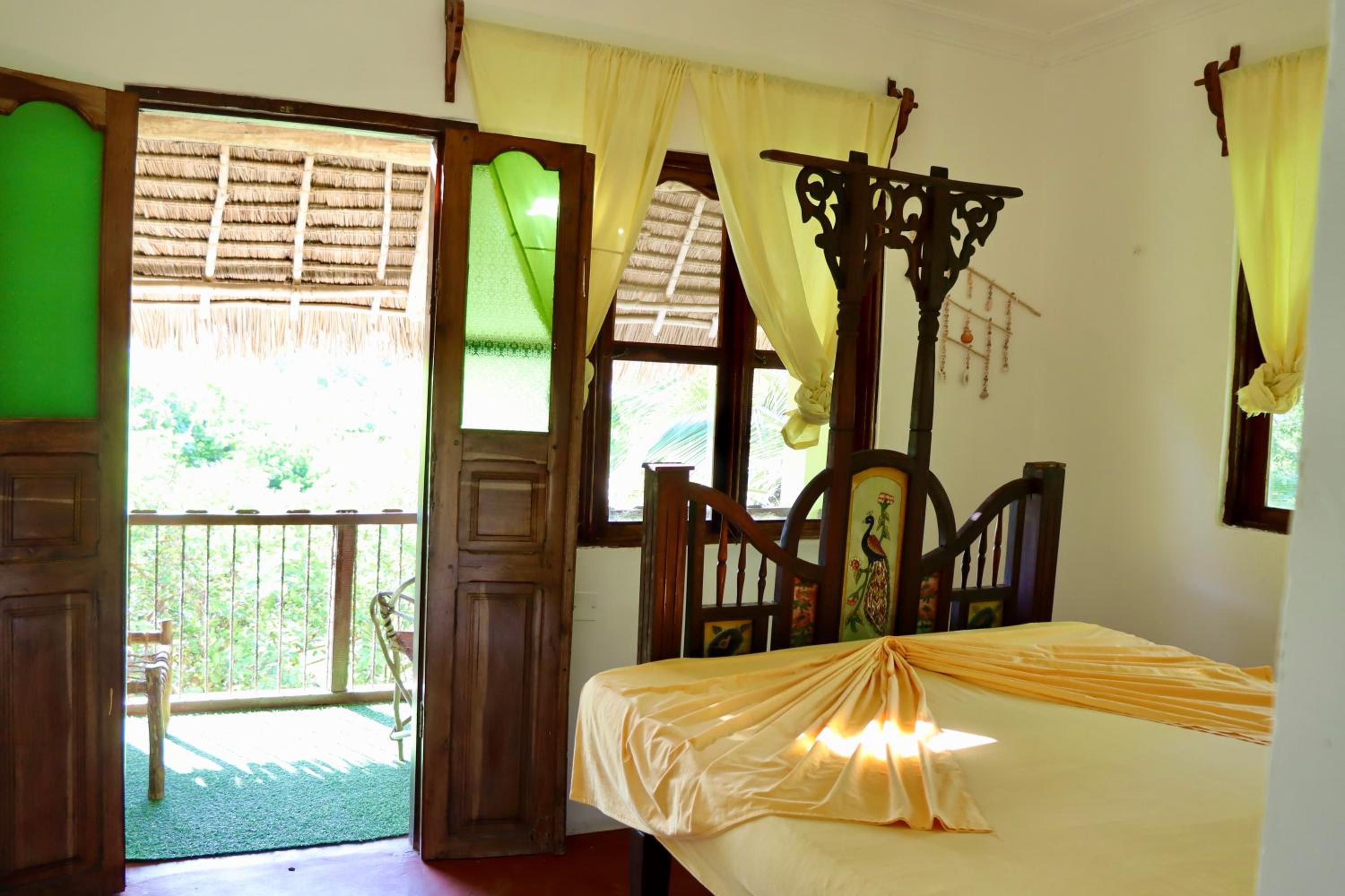 Deluxe Double Room with Balcony photo 1