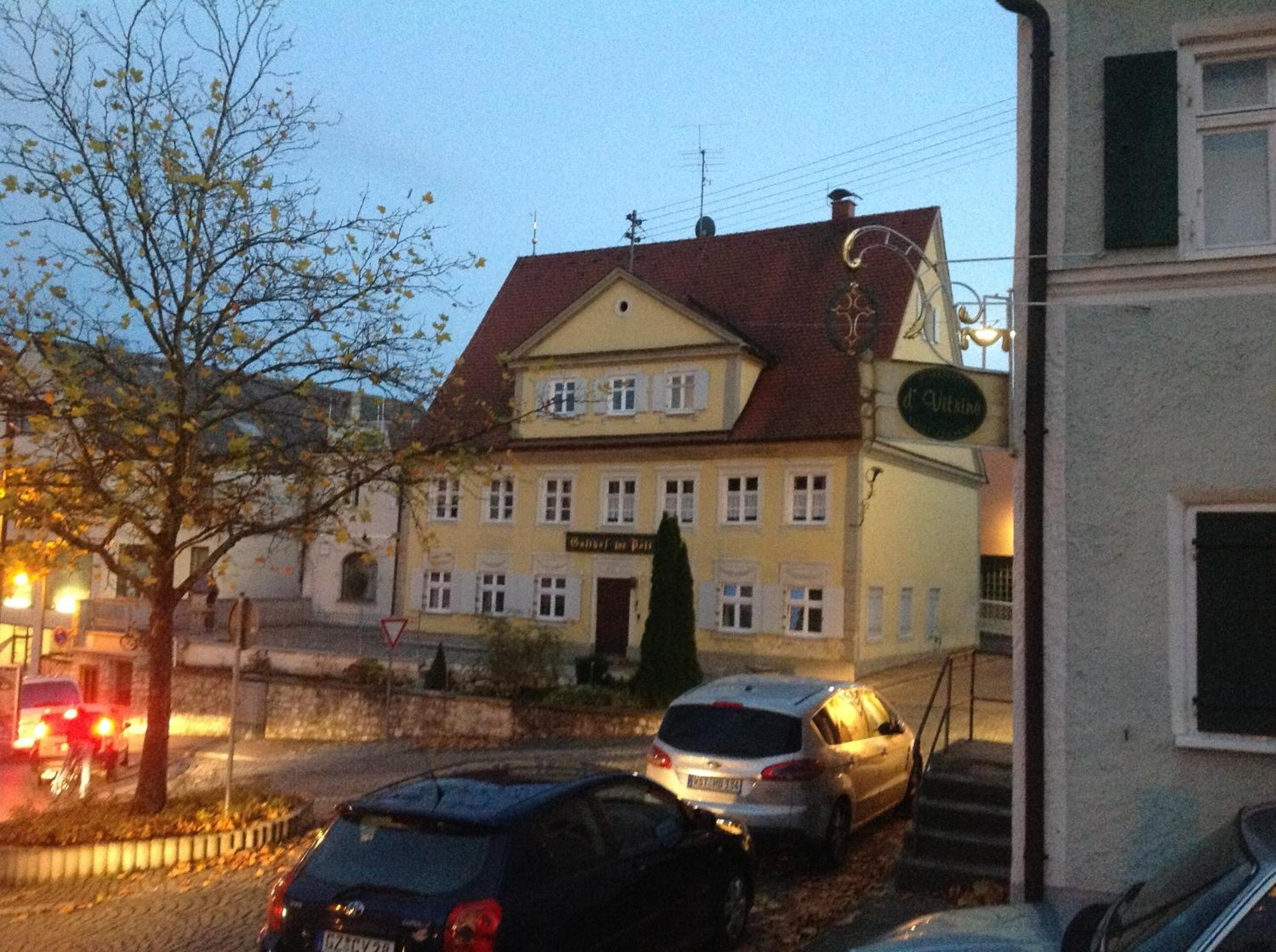 Three-Bedroom Apartment - Photo 7