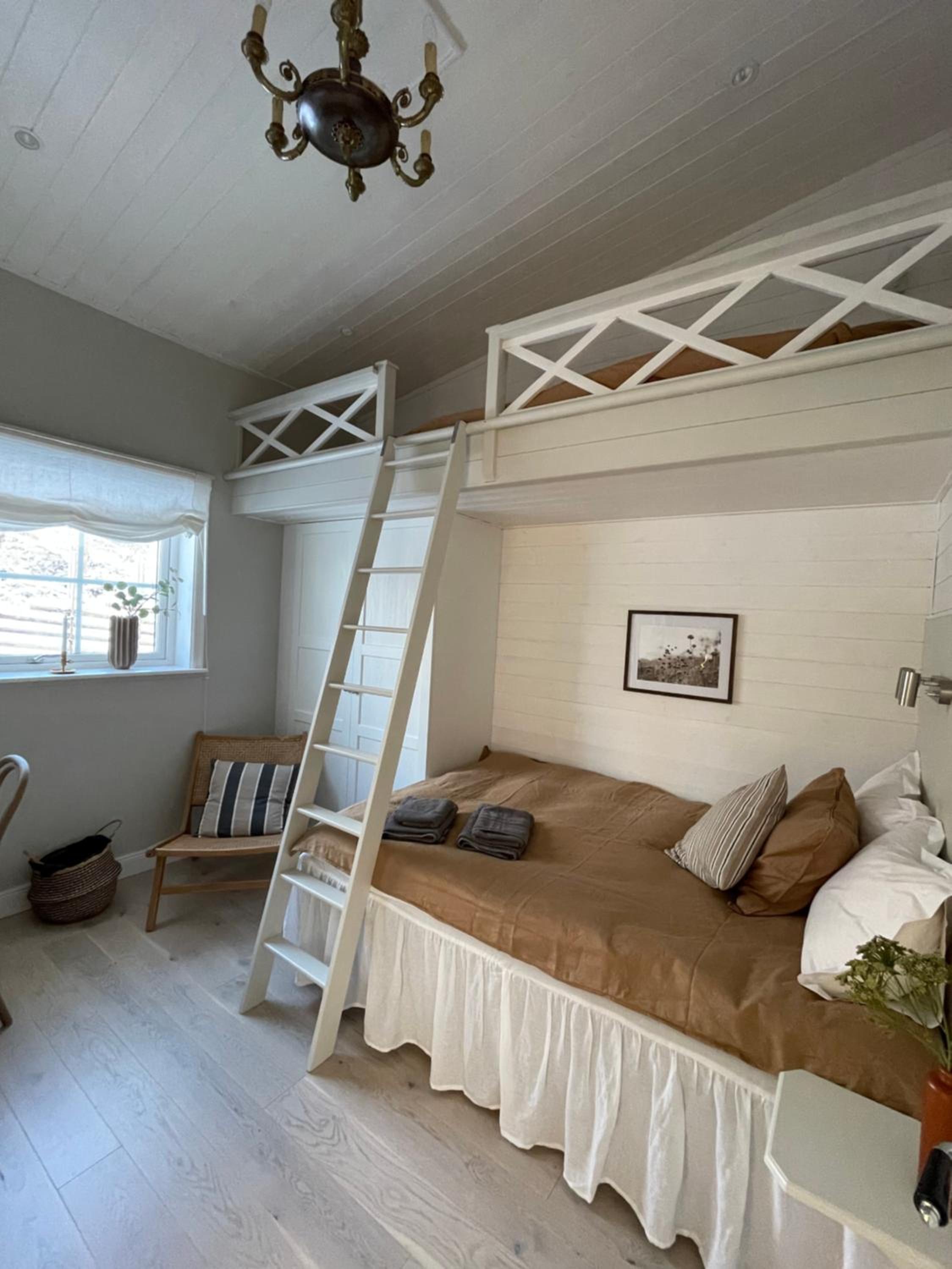 Double Room with Extra Bed photo 2