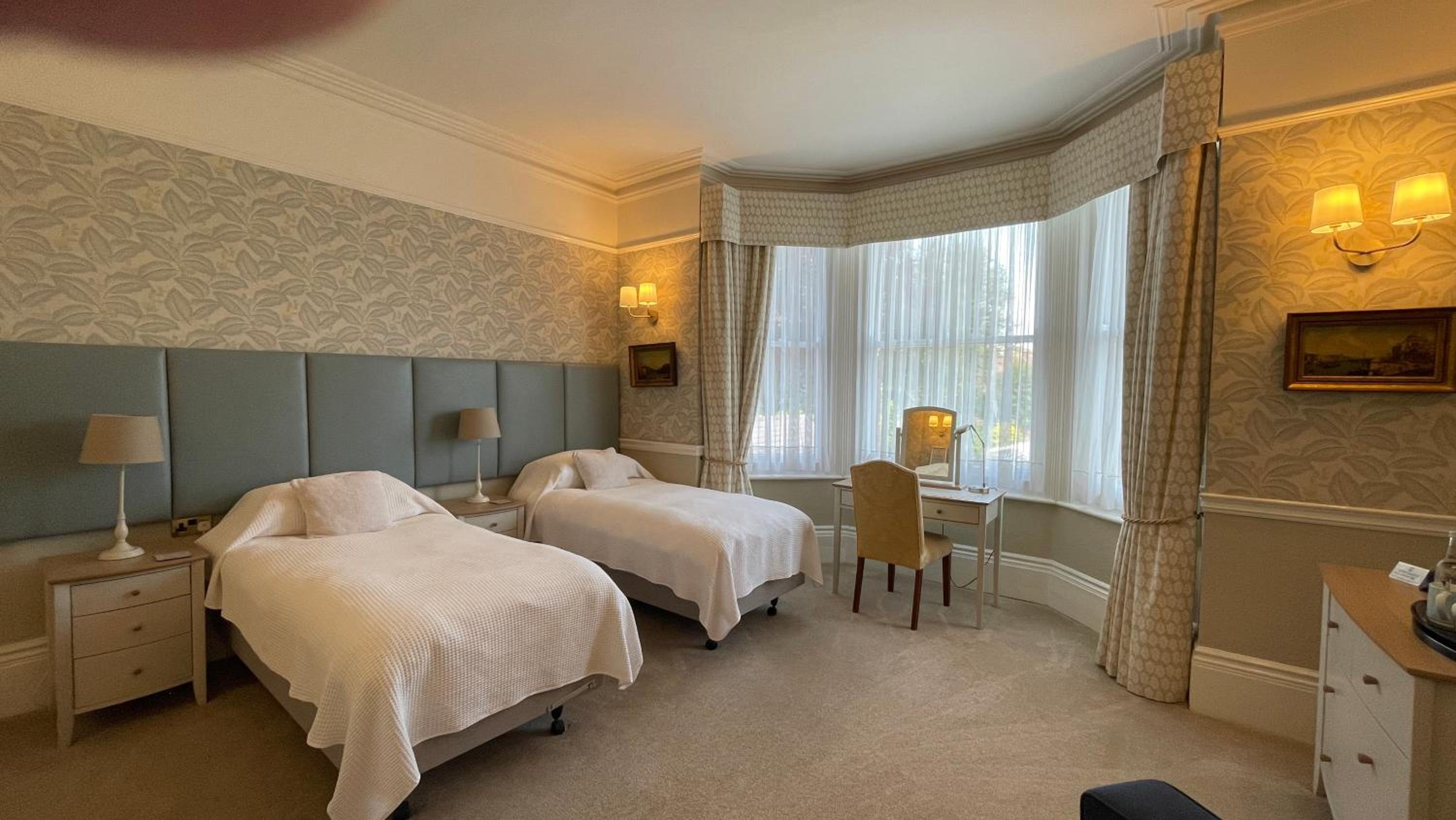 Deluxe Double Or Twin Room photo 1