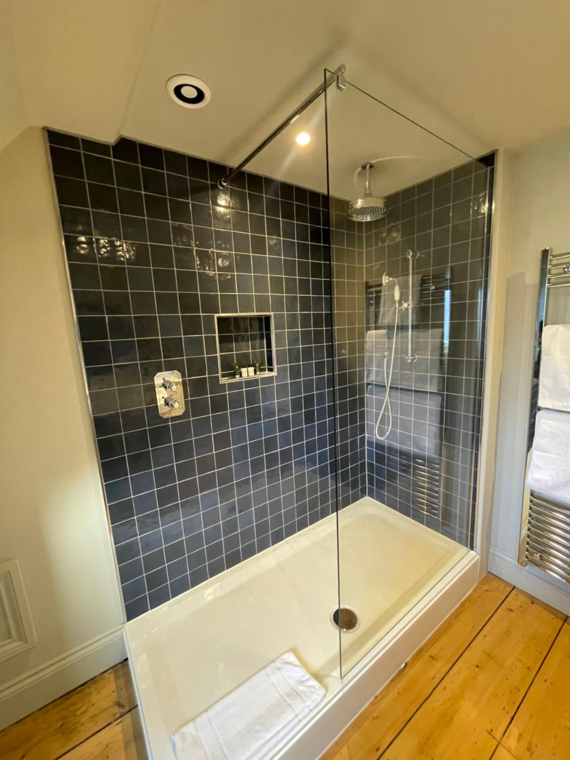 Super Deluxe Double Room – NO PETS photo 2