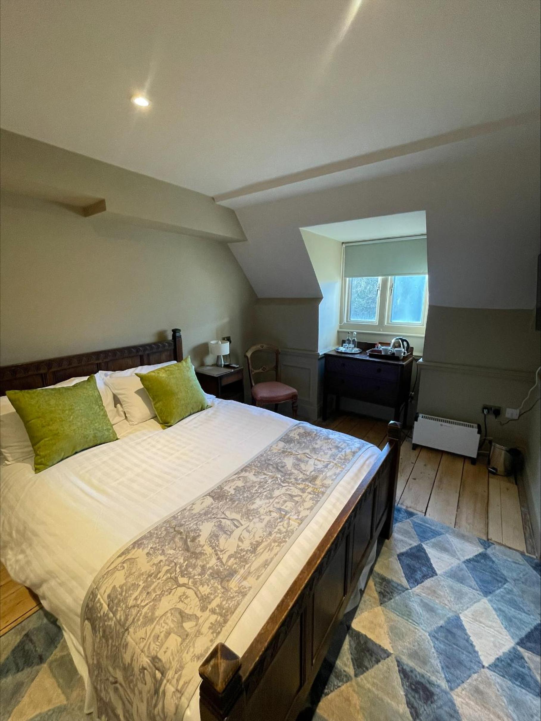 Classic Double Room – NO PETS photo 2
