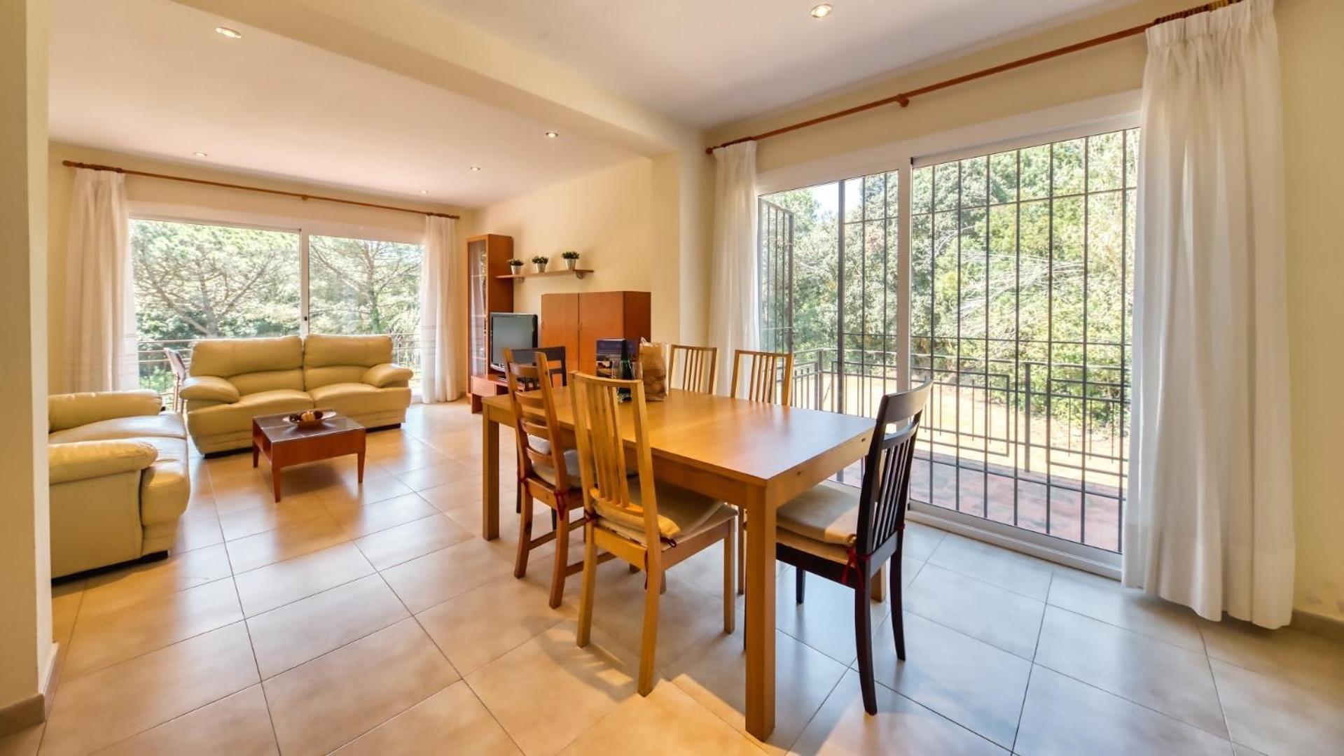 Villa con vistas al jardín