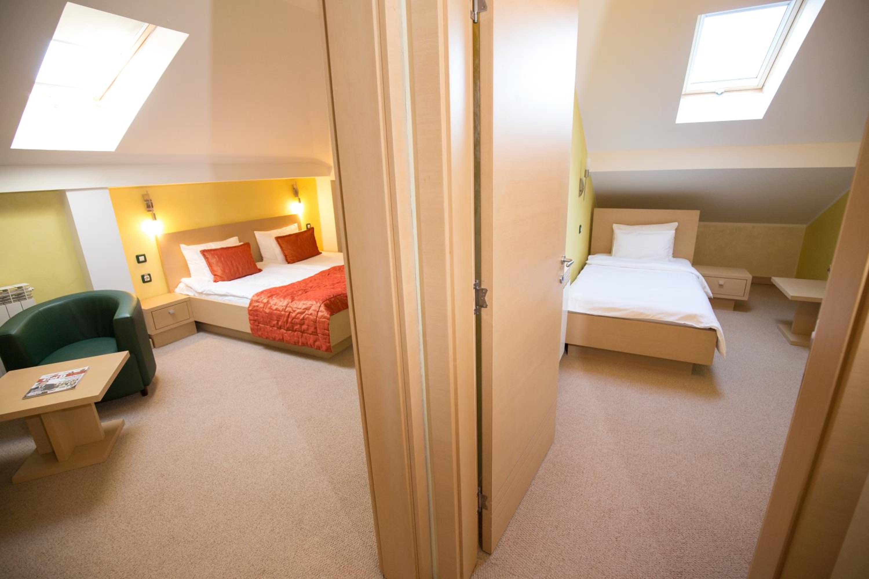 Family Suite - Photo 1