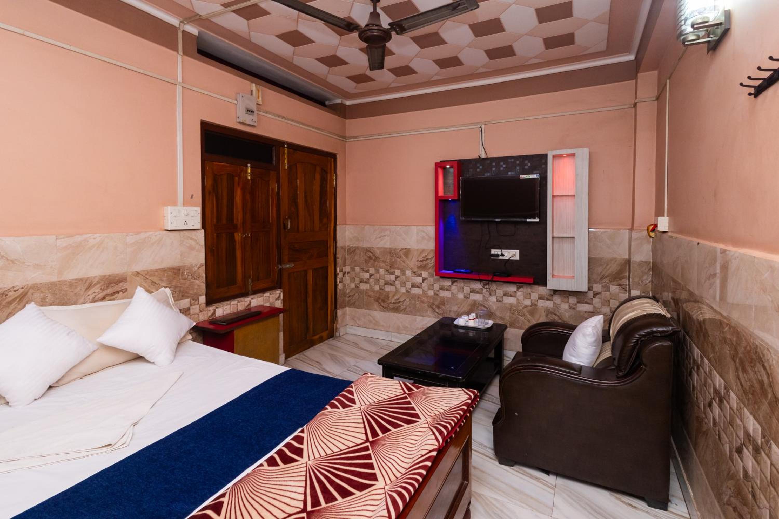 Standard Double Room photo 3