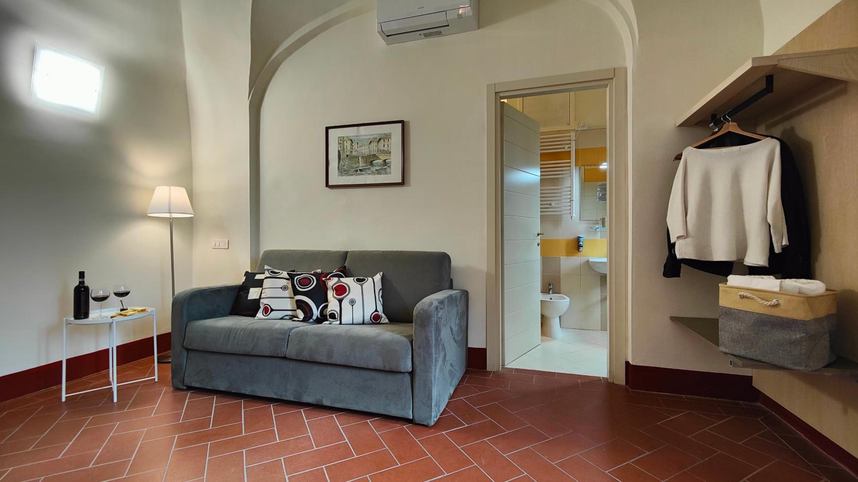 Deluxe Triple Room - Photo 2