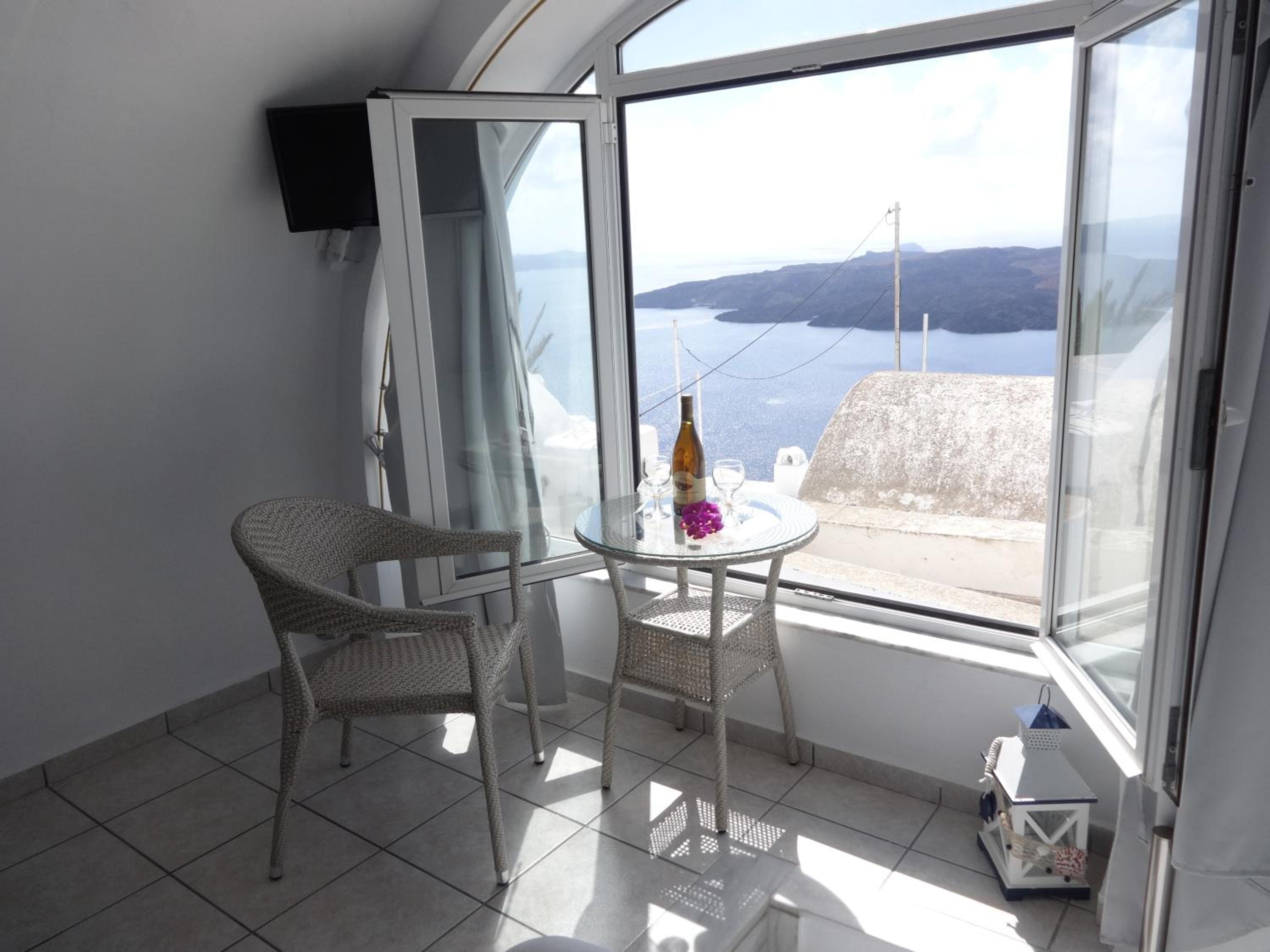 Double or Twin Room - Photo 10