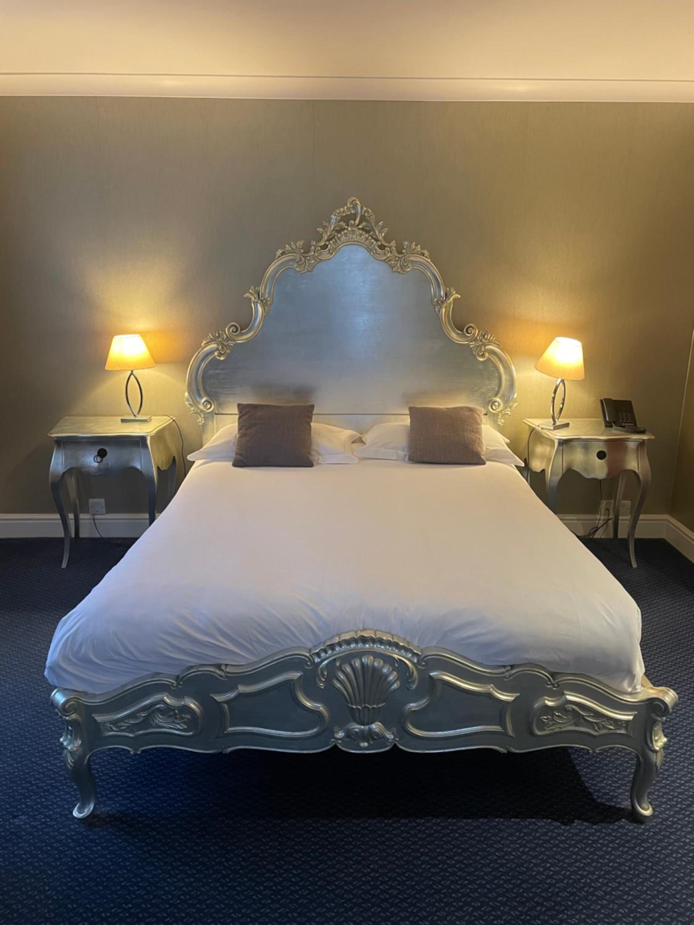 Castle Suite - Photo 2