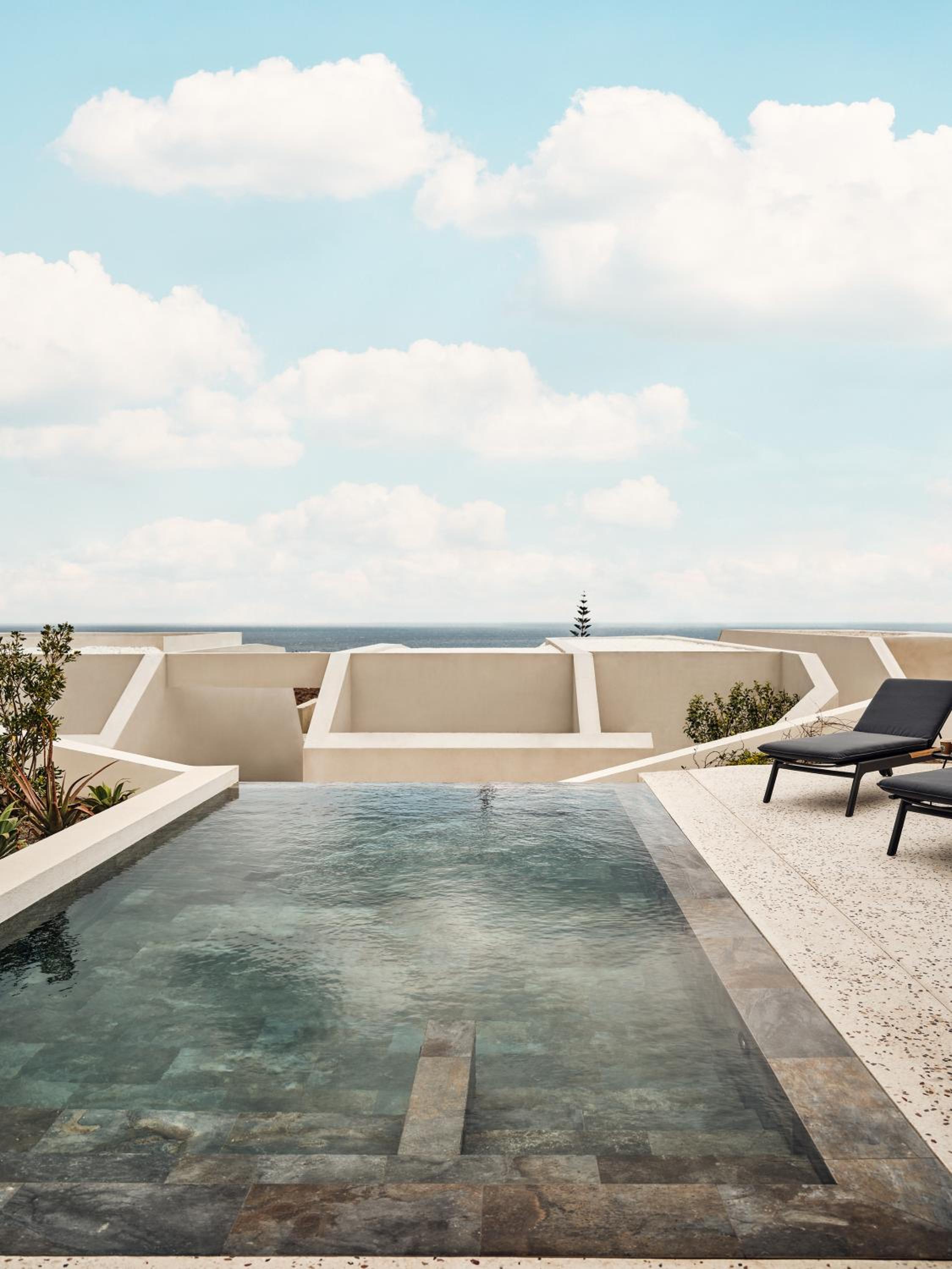 Euphoria Private Pool Suite - Photo 6