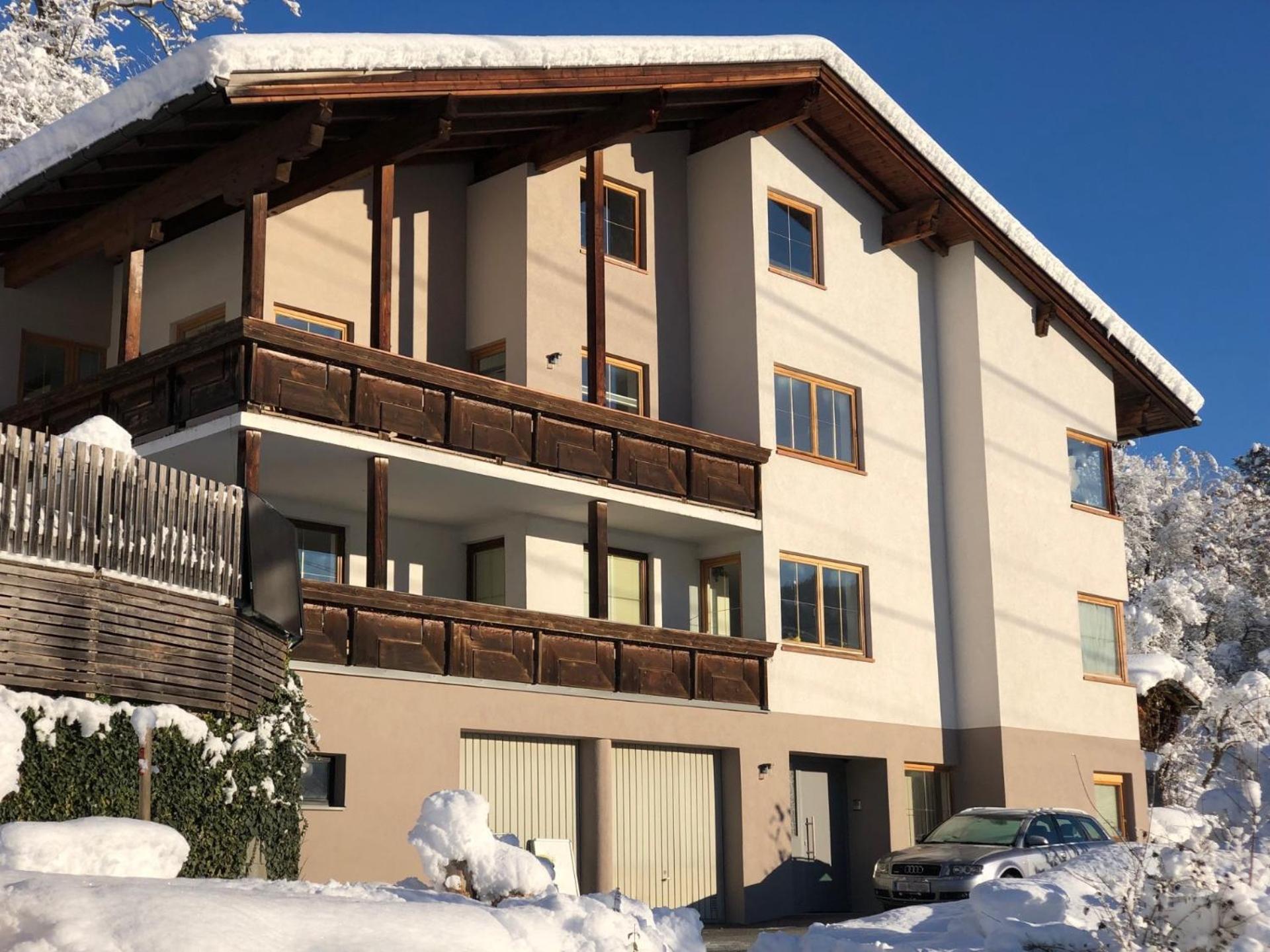 Apartment with Terrace photo 3