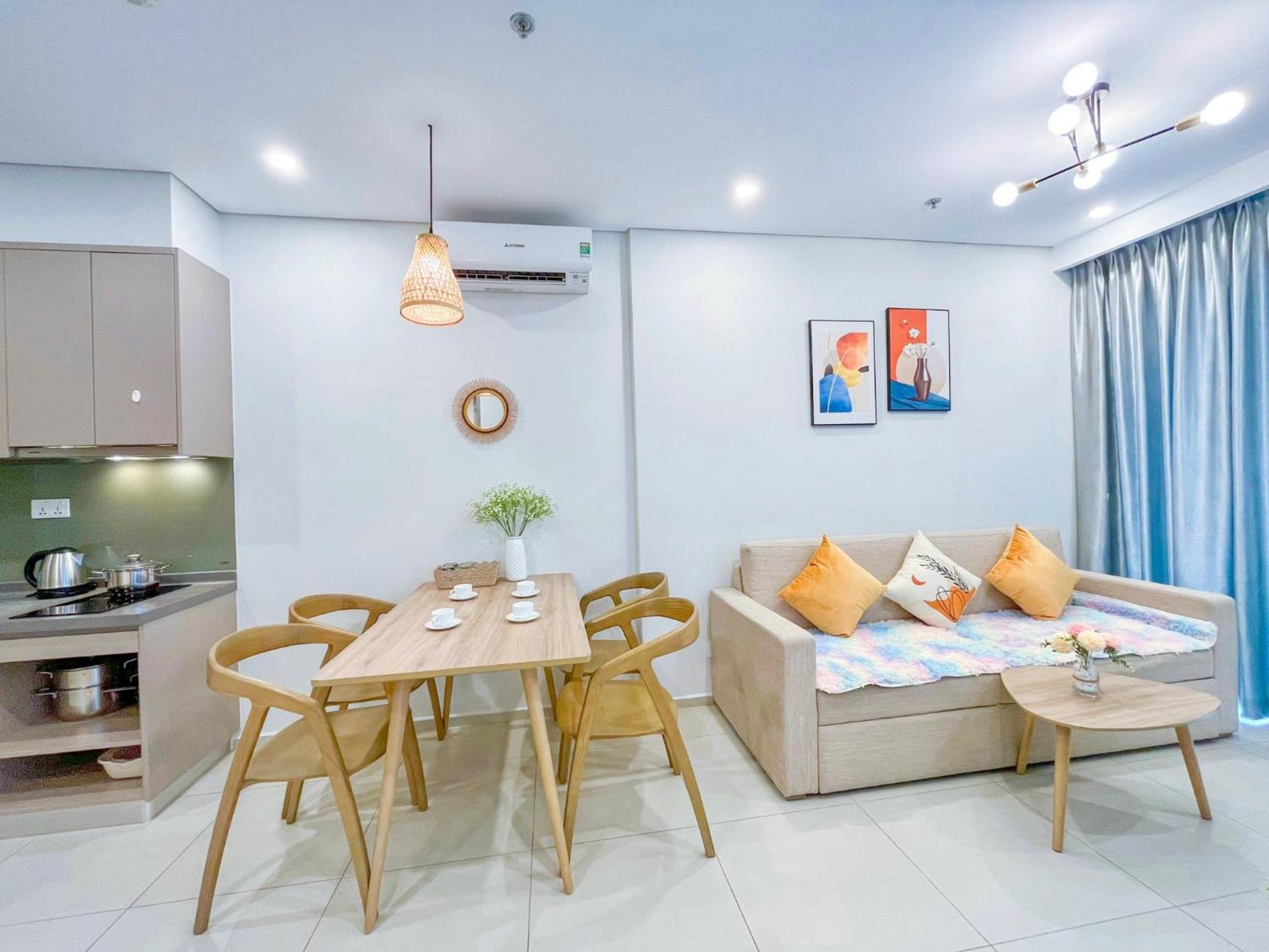 Two-Bedroom Apartment with Balcony - Photo 12