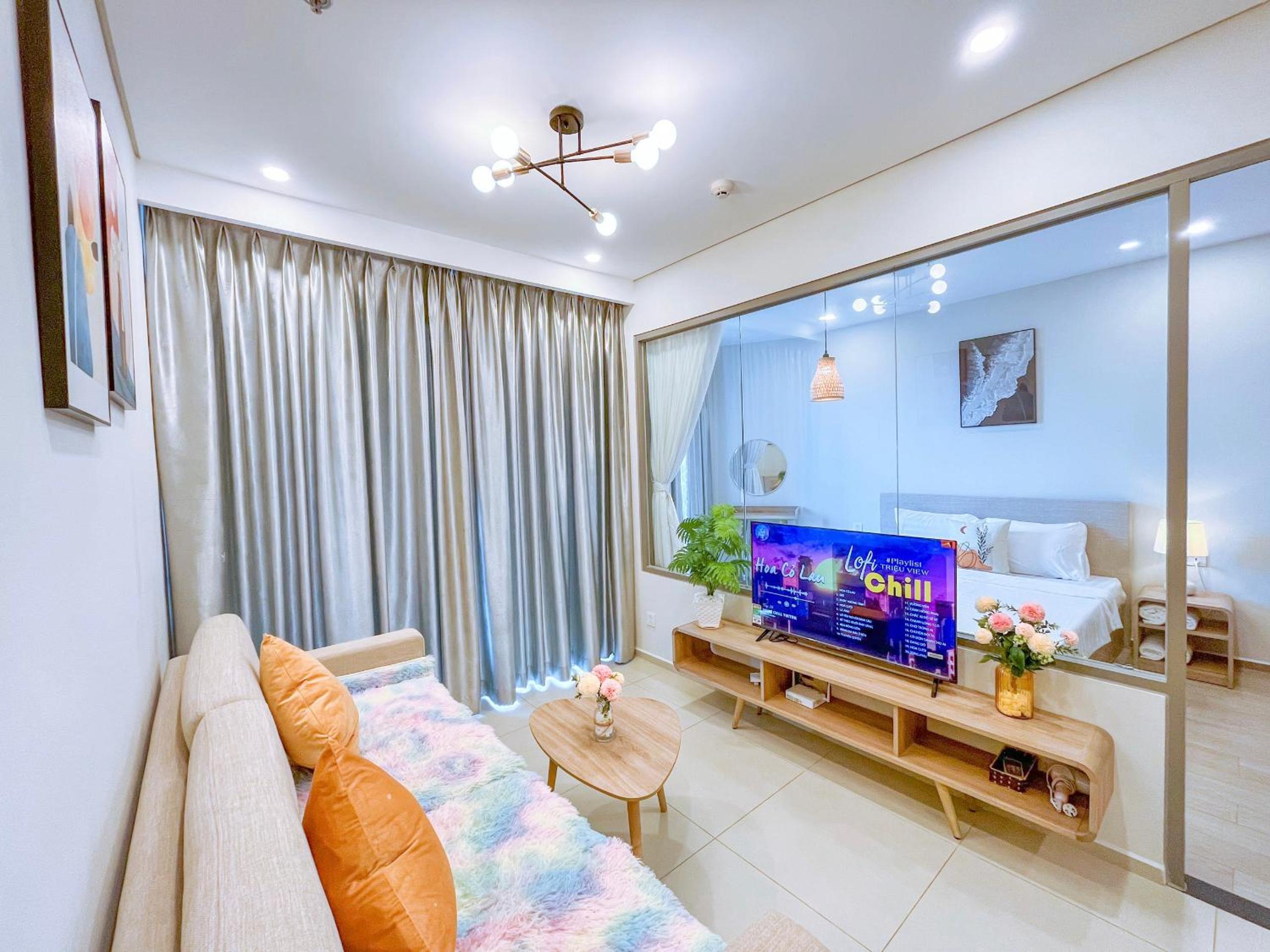 Two-Bedroom Apartment with Balcony - Photo 16