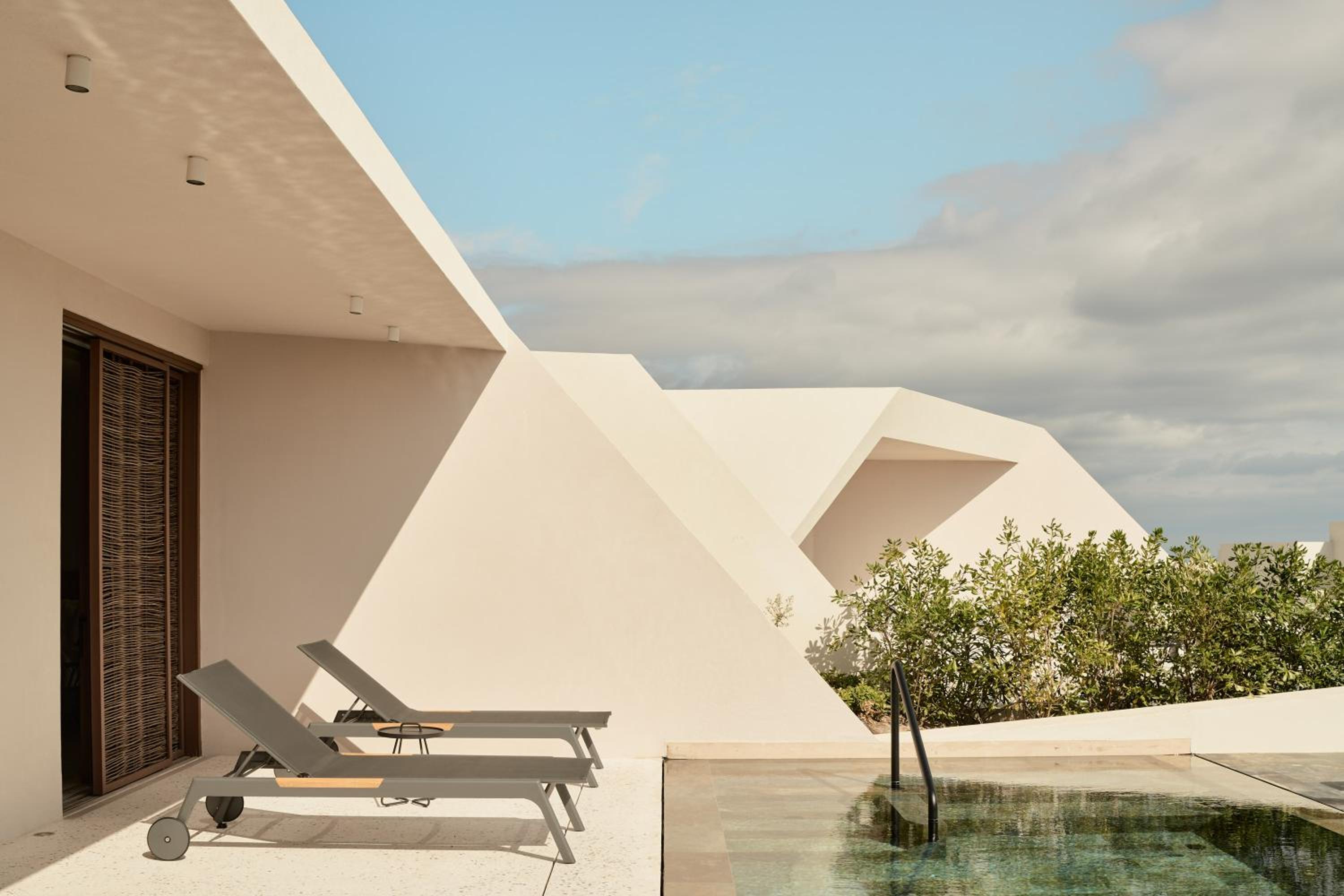 Euphoria Two Bedroom Private Pool Suite - Photo 6