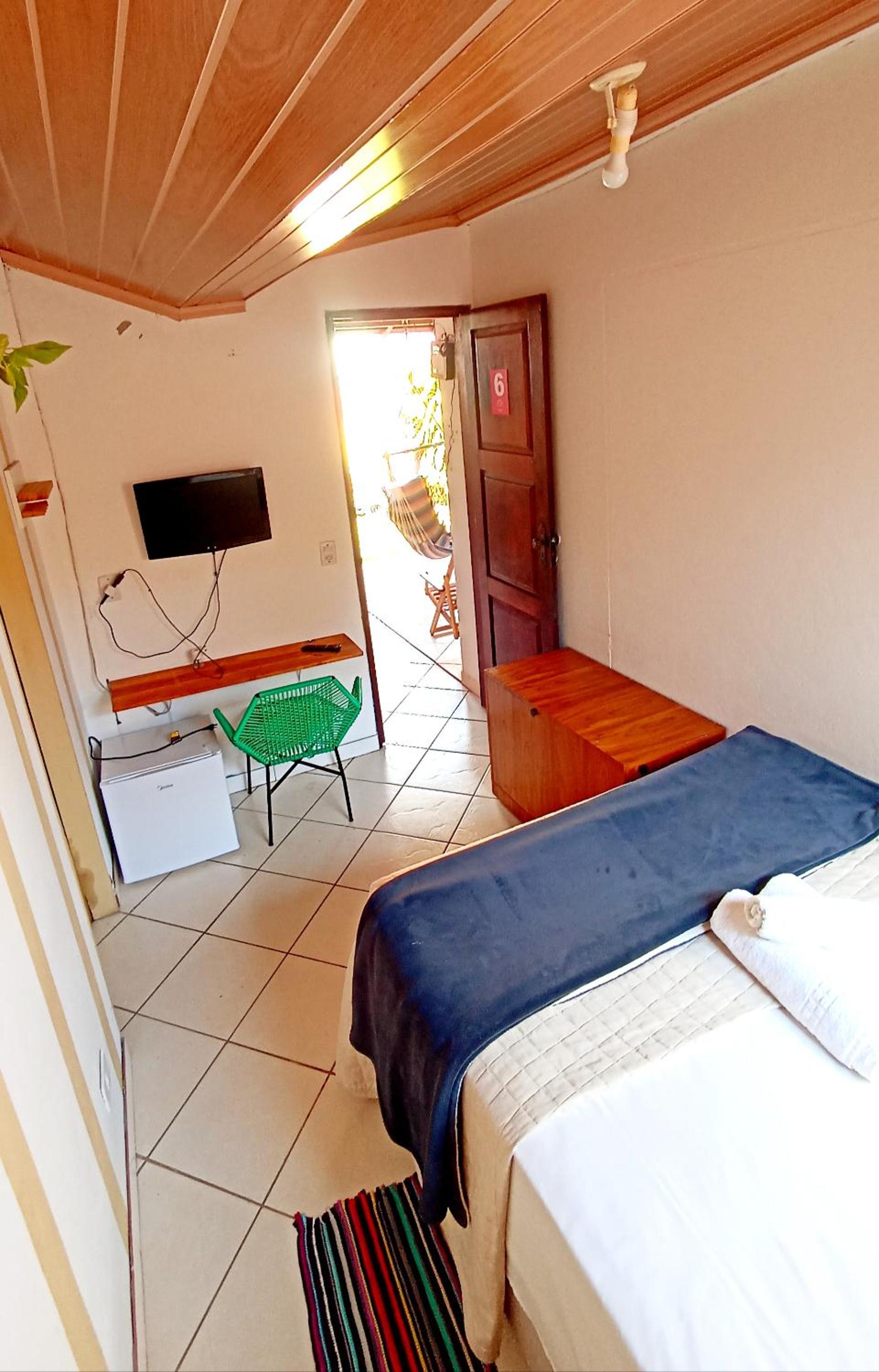 Economy Double Room - Photo 3