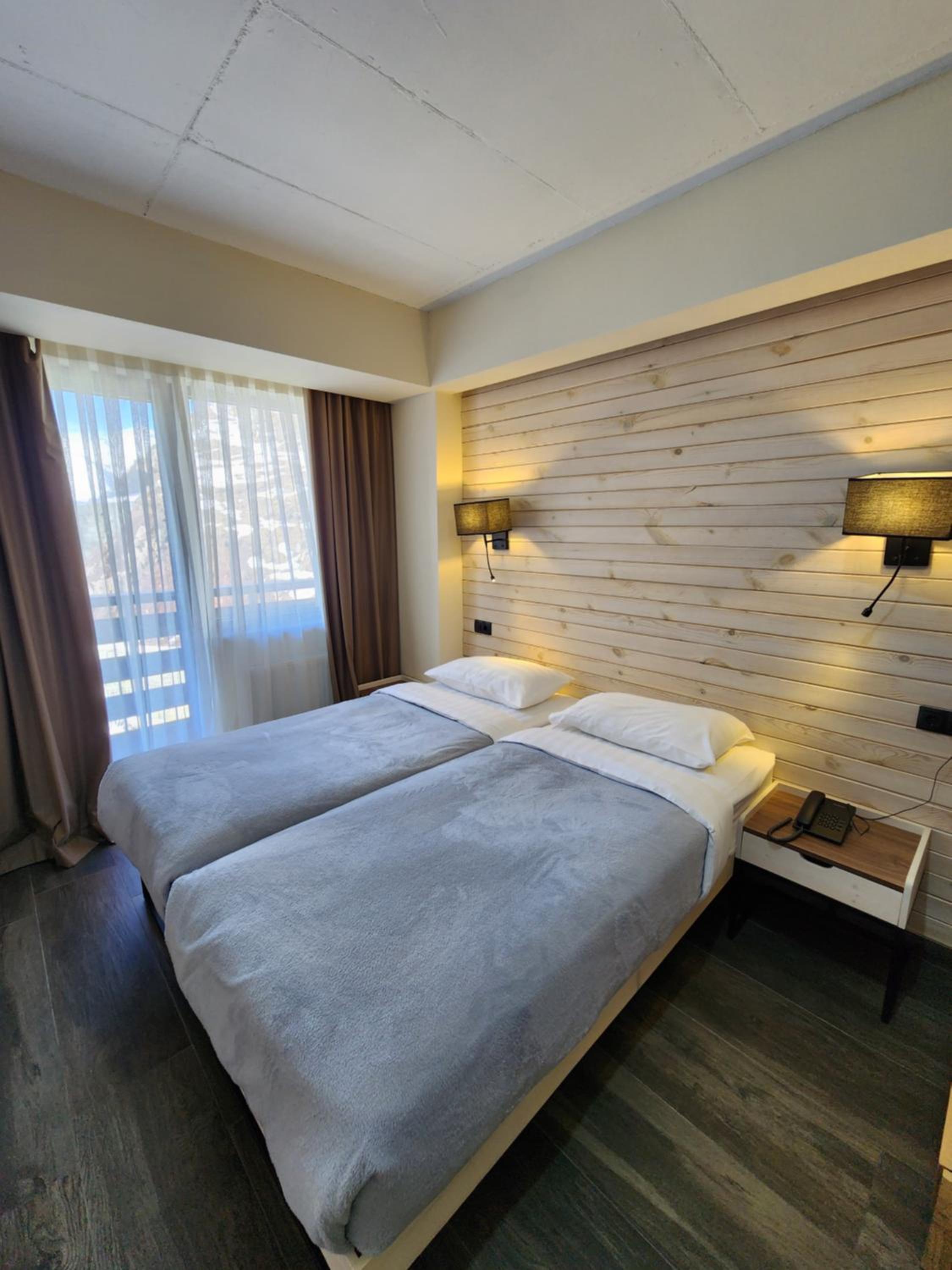 Two-Bedroom Apartment - Photo 2