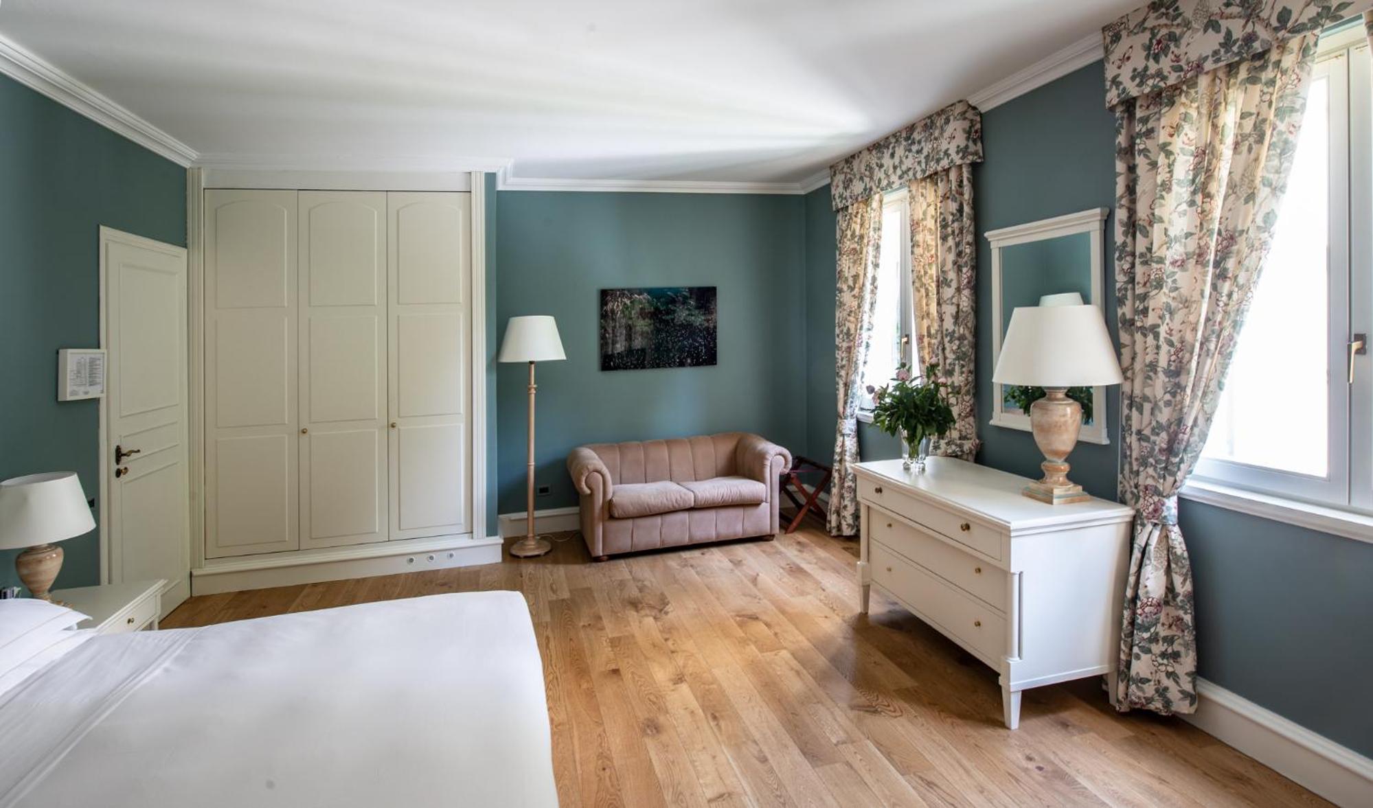 Junior Suite with Balcony photo 2