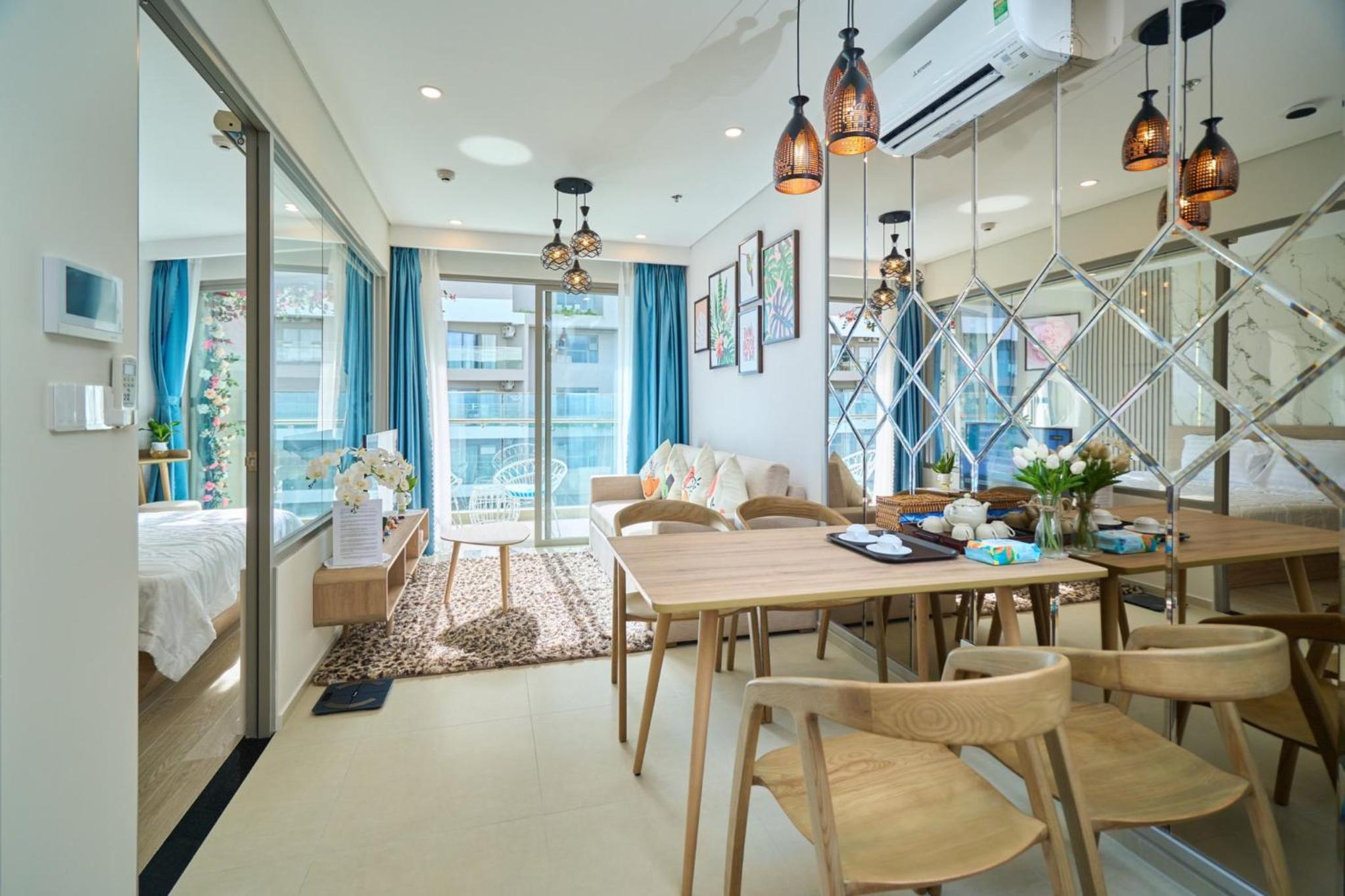 One-Bedroom Apartment with Balcony - Photo 36
