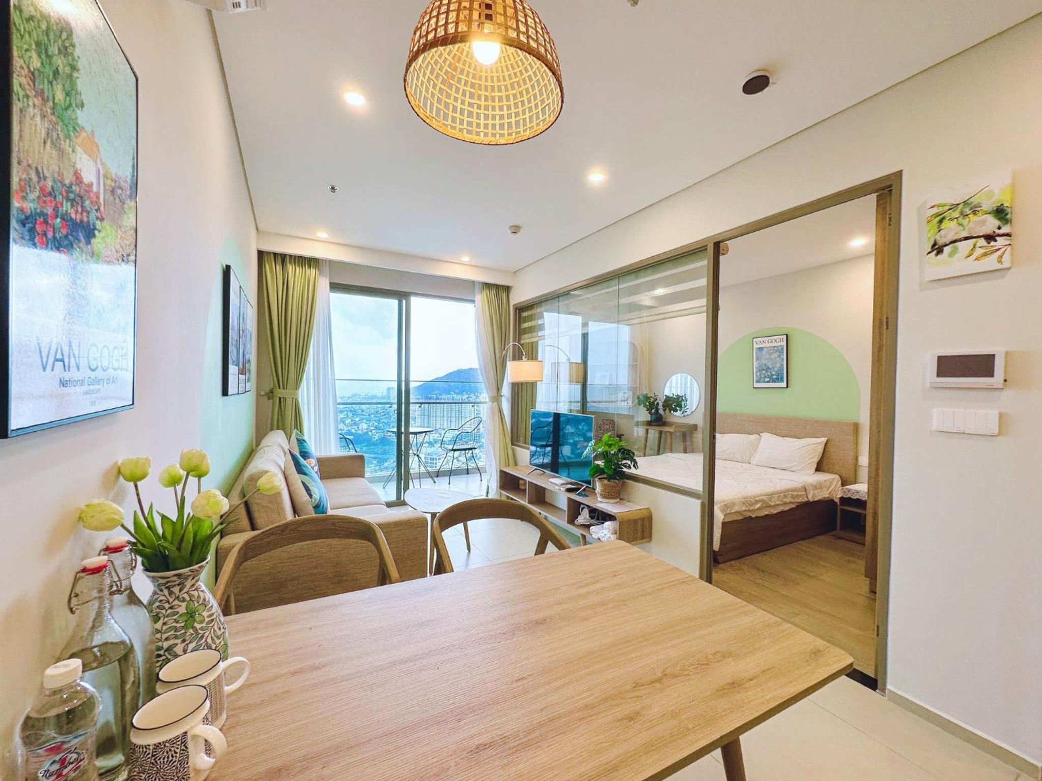 Two-Bedroom Apartment with Balcony - Photo 37