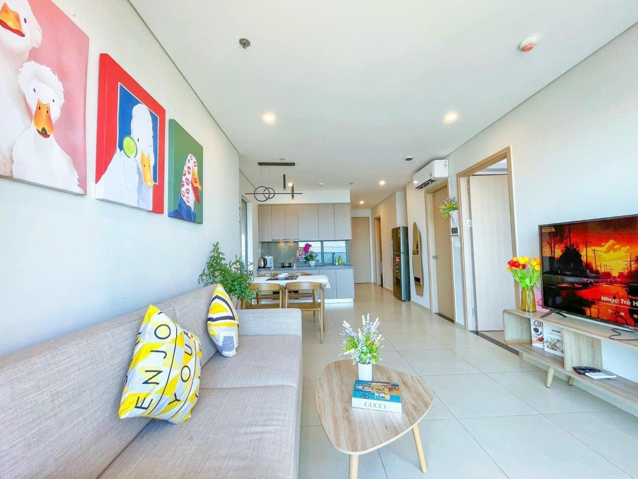 Three-Bedroom Apartment with Sea View - Photo 27
