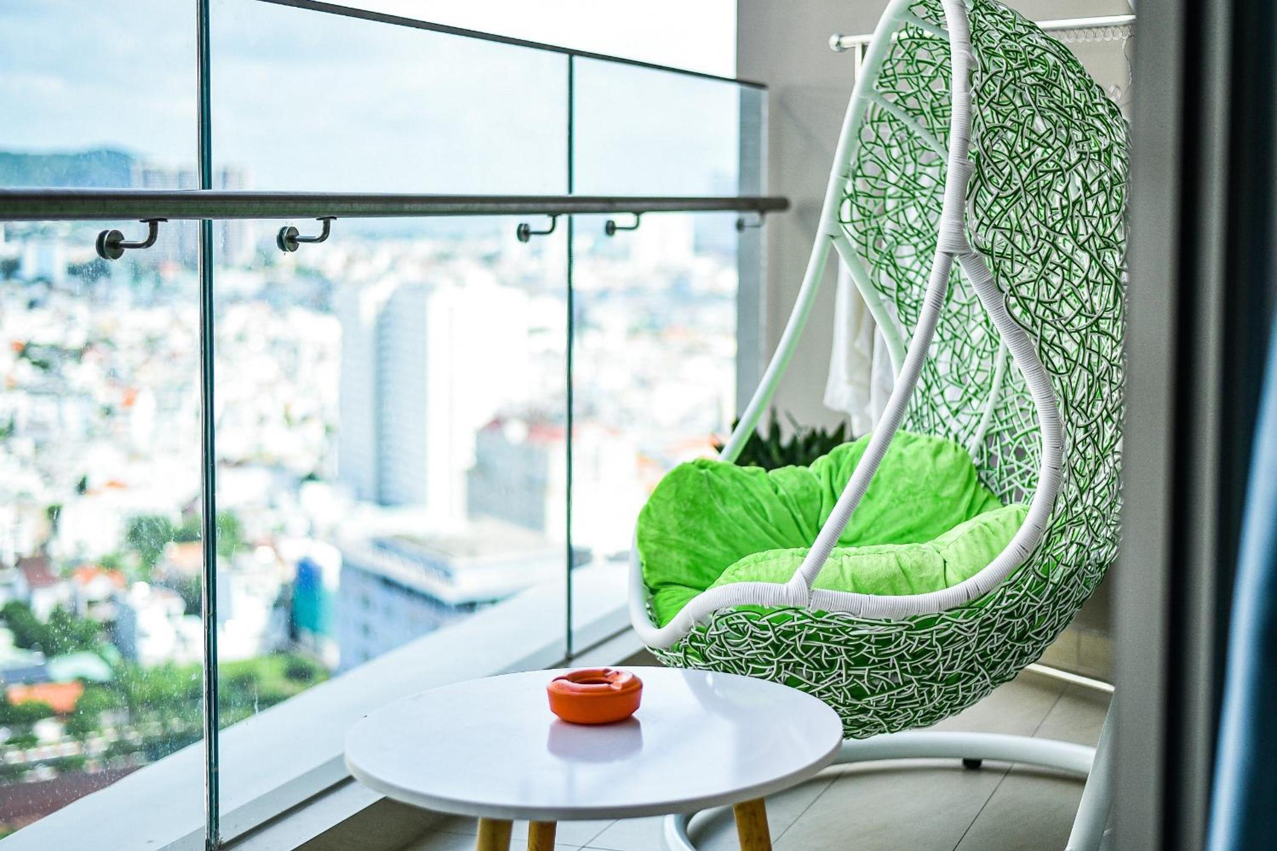 One-Bedroom Apartment with Balcony - Photo 7