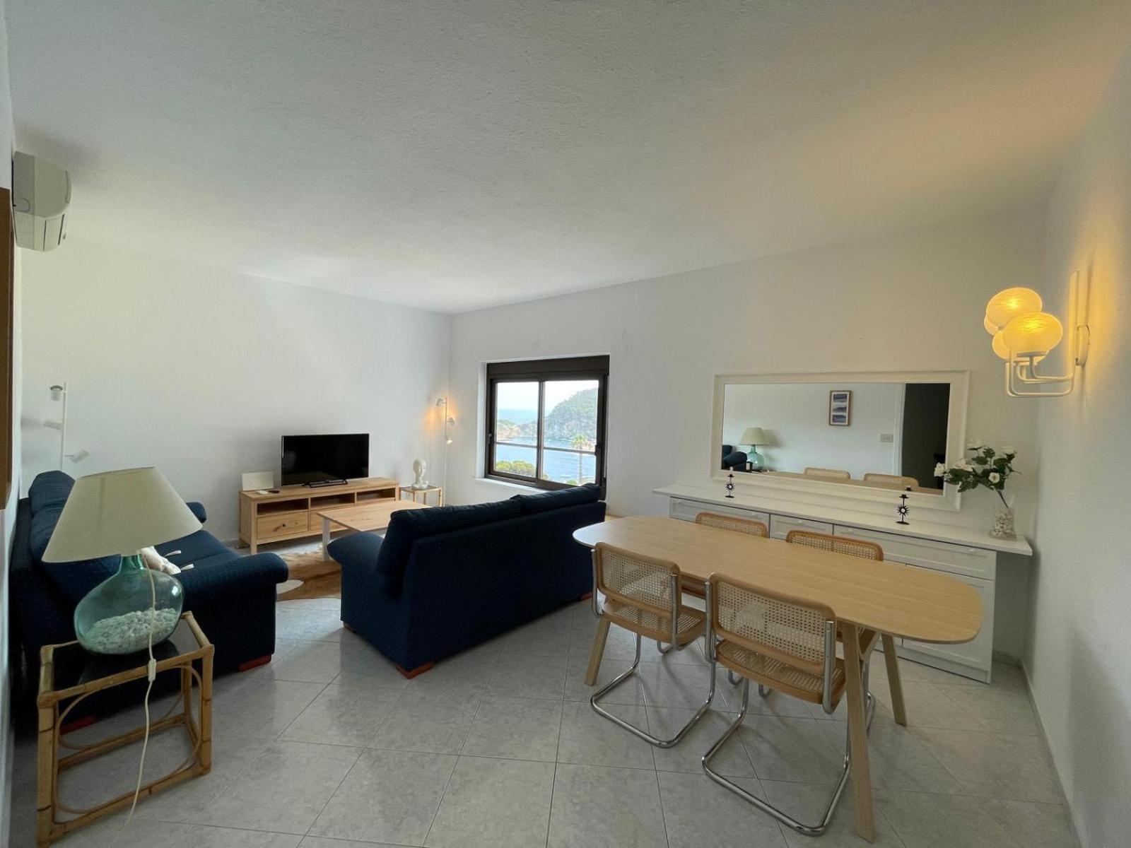 Two-Bedroom Apartment photo 3