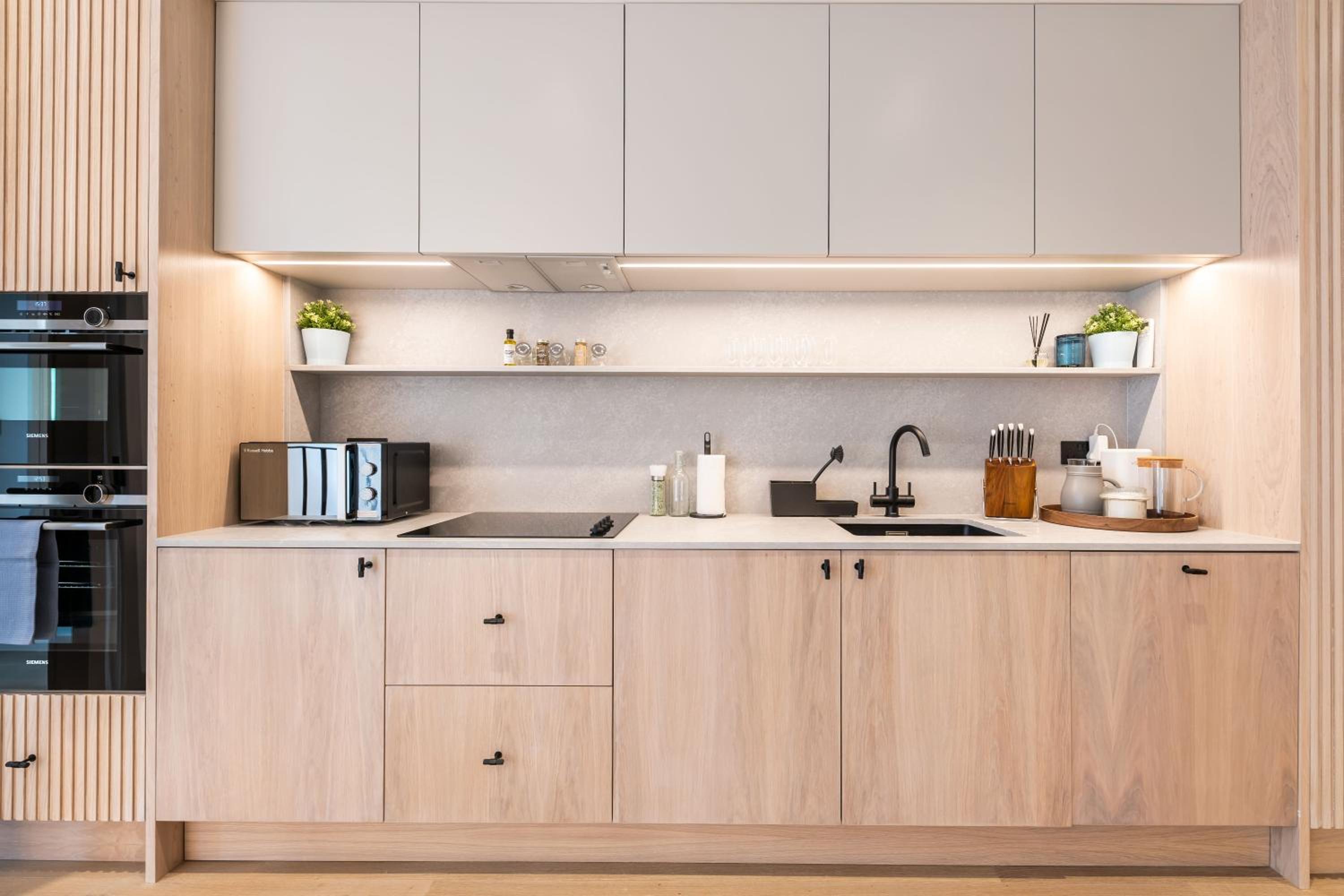 Three-Bedroom Apartment photo 3