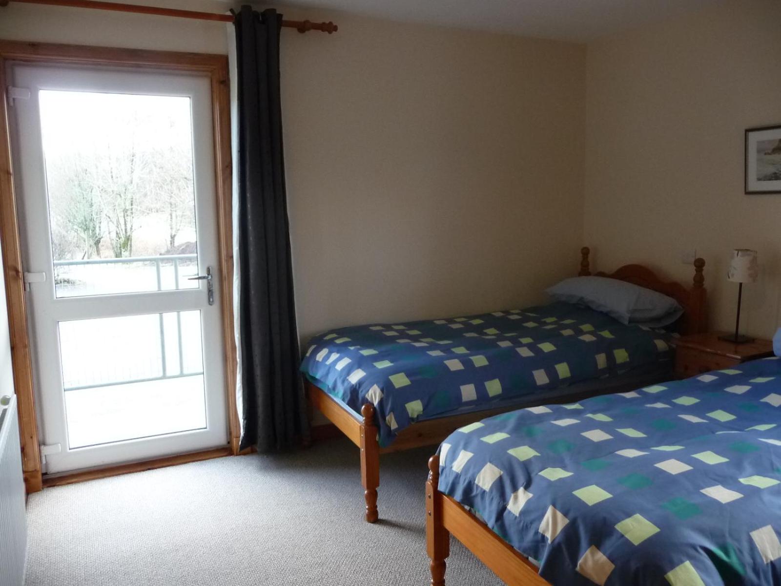 Four-Bedroom House photo 1
