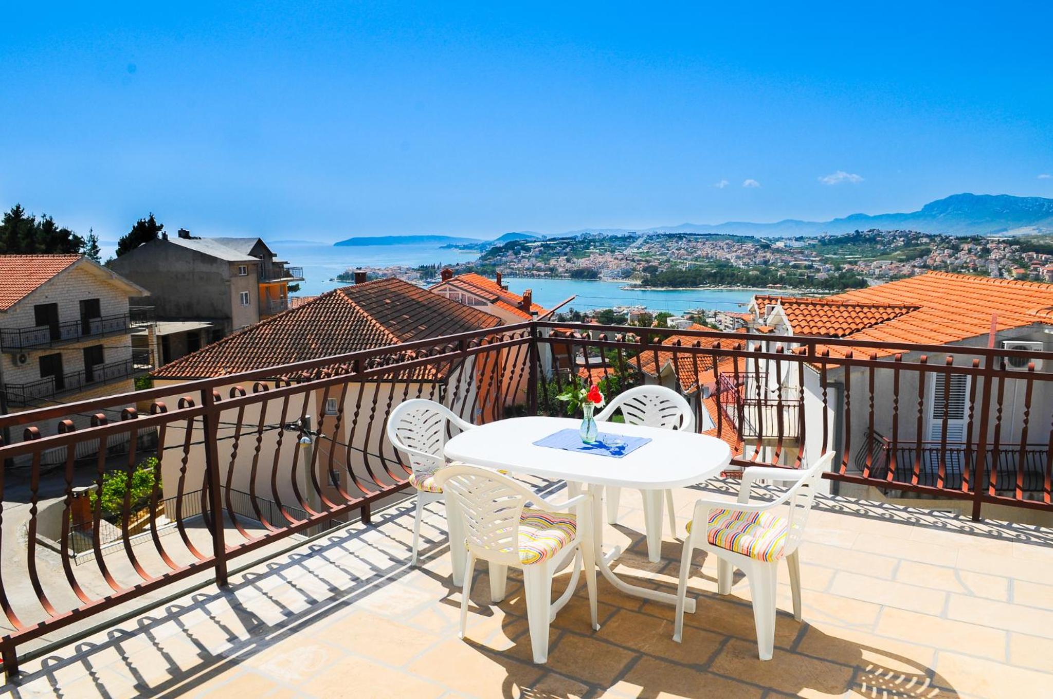 Apartment with Sea View