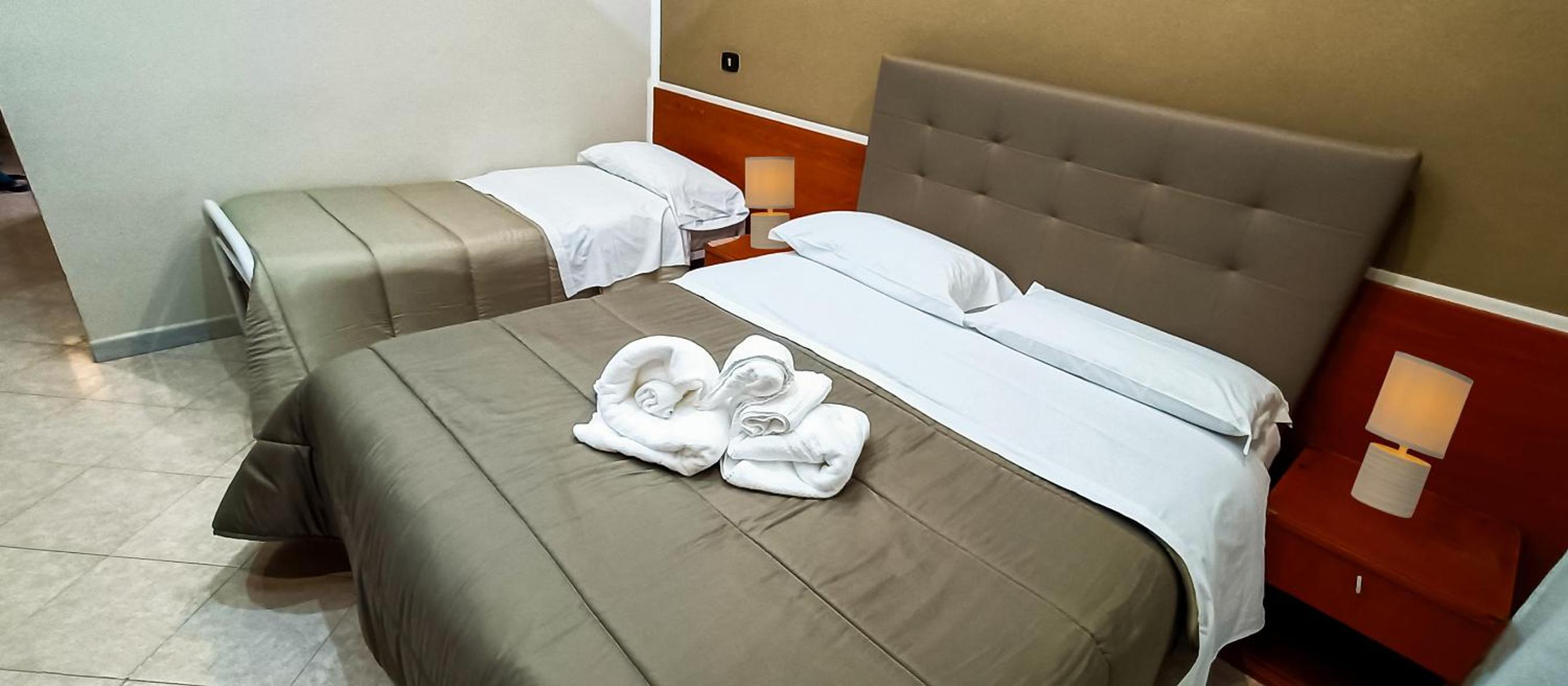 Triple Room with Private Bathroom photo 3
