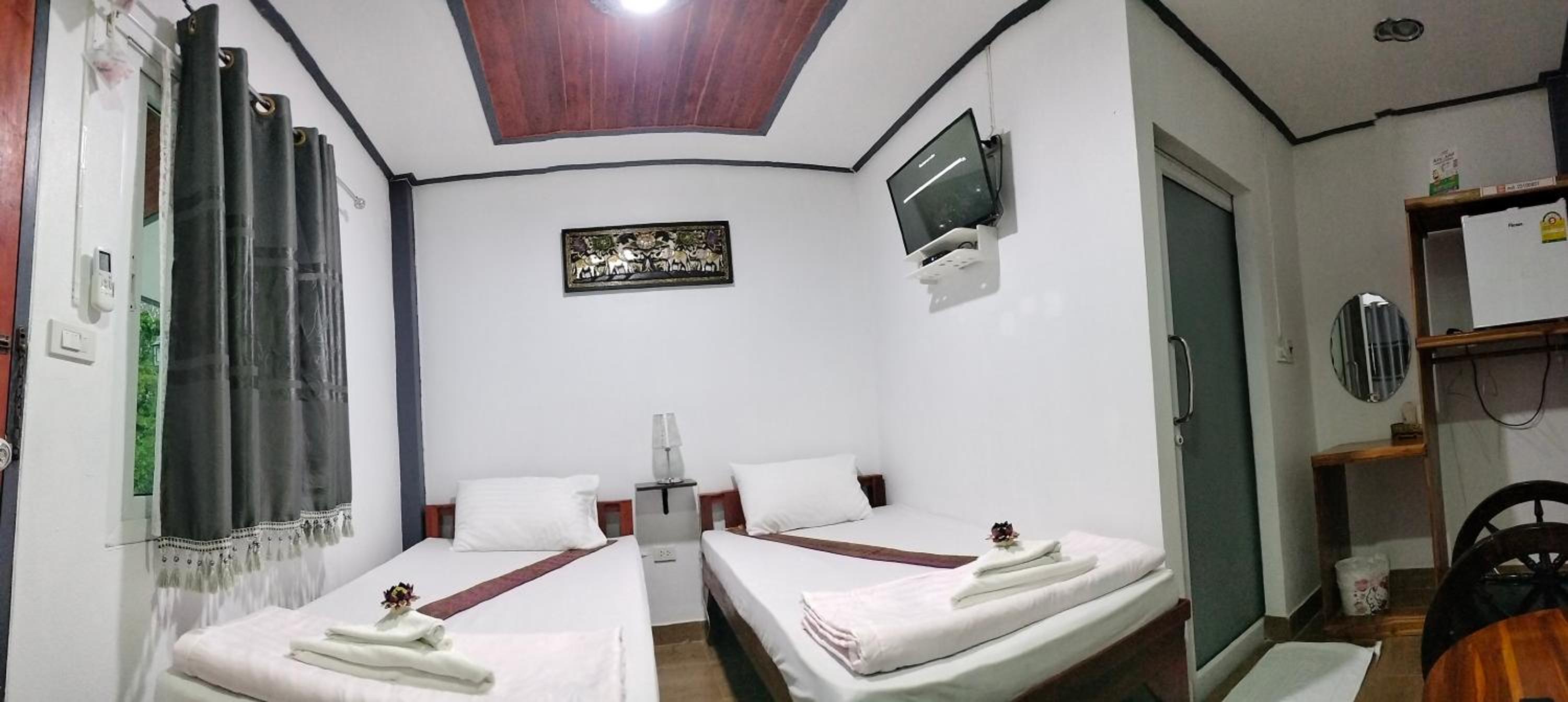 Standard Twin Room photo 3